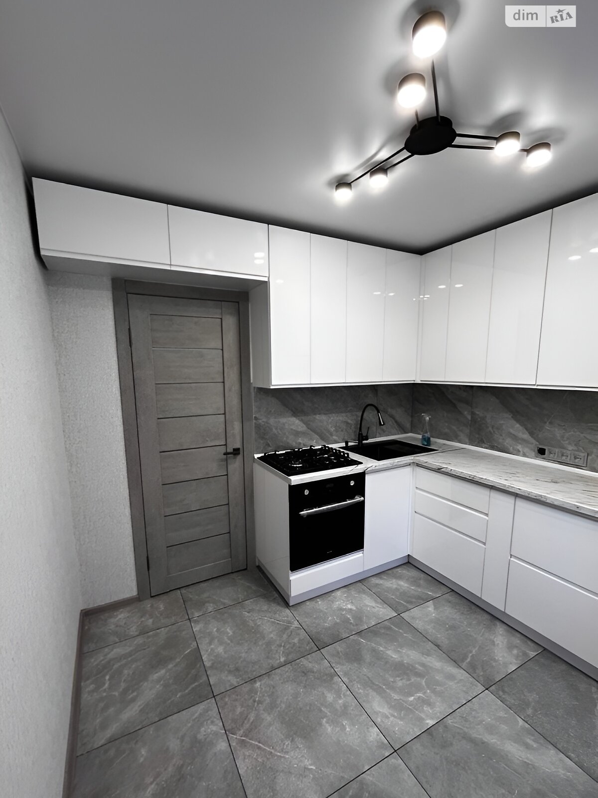 Продажа двухкомнатной квартиры в Днепре, на мас. Тополь-3 21, кв. 34, район Тополь-3 фото 1 Продажа двухкомнатной квартиры в Днепре, на мас. Тополь-3 21, кв. 34, район Тополь-3 фото 1