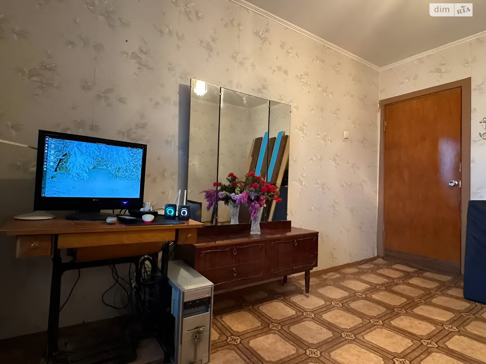 Продажа двухкомнатной квартиры в Днепре, на мас. Тополь-3 56, район Тополь-3 фото 1 Продажа двухкомнатной квартиры в Днепре, на мас. Тополь-3 56, район Тополь-3 фото 1