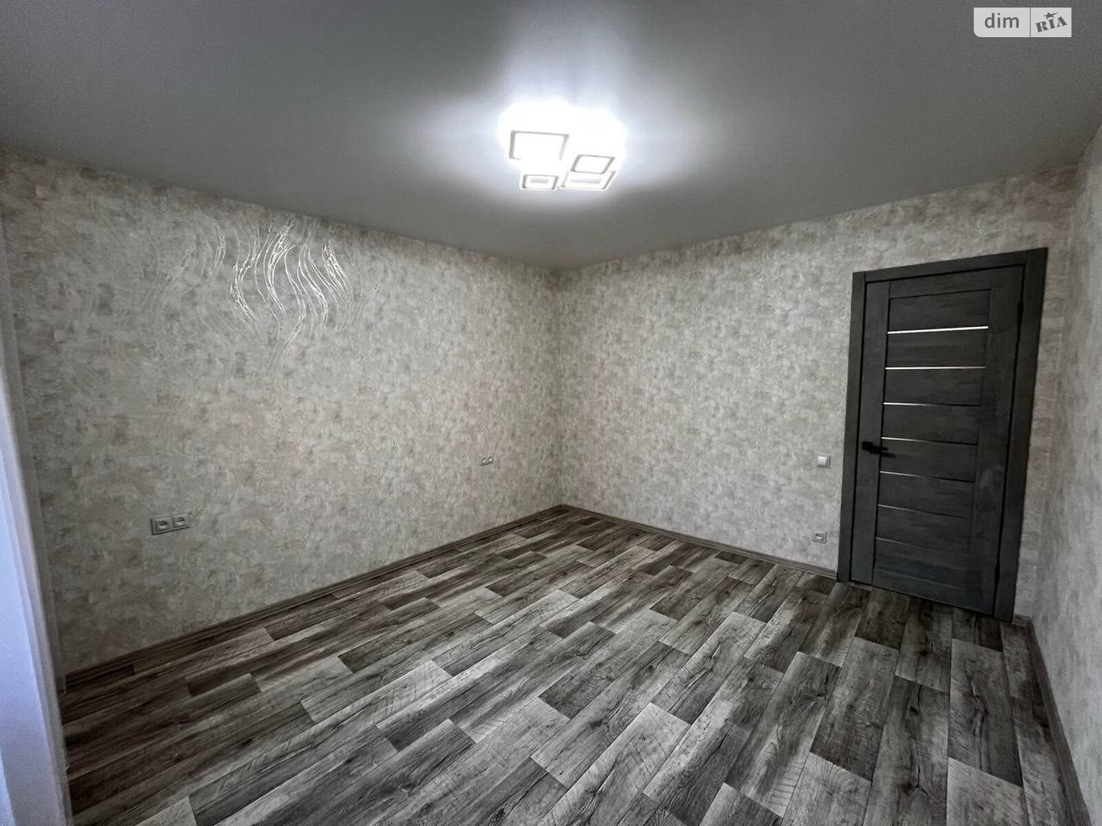 Продажа двухкомнатной квартиры в Днепре, на мас. Тополь-3 21, район Тополь-3 фото 1 Продажа двухкомнатной квартиры в Днепре, на мас. Тополь-3 21, район Тополь-3 фото 1