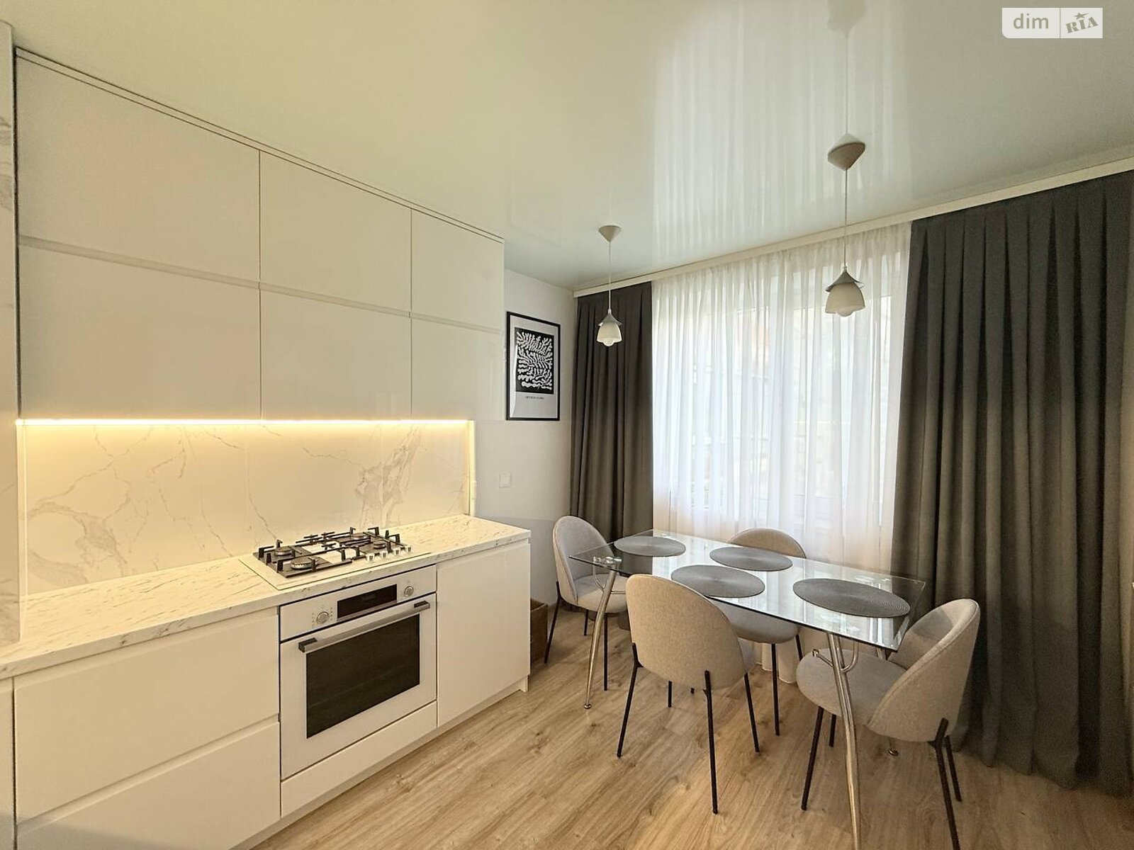 Продажа трехкомнатной квартиры в Днепре, на мас. Тополь-3, район Тополь-3 фото 1 Продажа трехкомнатной квартиры в Днепре, на мас. Тополь-3, район Тополь-3 фото 1