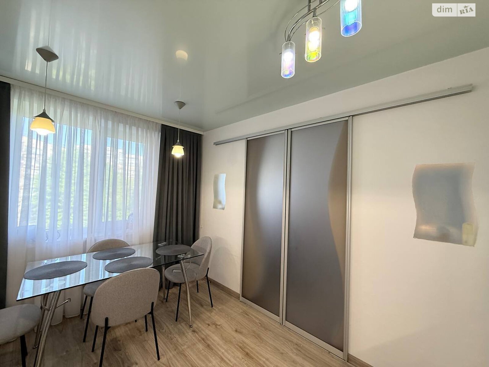 Продаж трикімнатної квартири в Дніпрі, на мас. Тополя-3, район Тополя-3 фото 1 Продаж трикімнатної квартири в Дніпрі, на мас. Тополя-3, район Тополя-3 фото 1