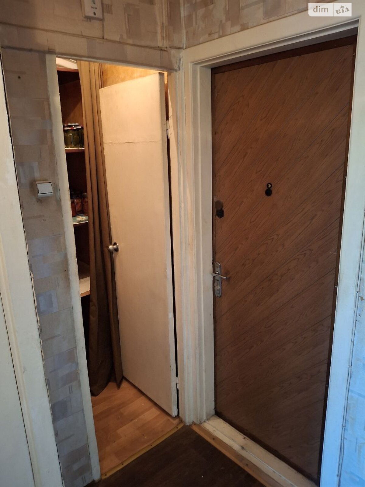 Продажа однокомнатной квартиры в Днепре, на мас. Тополь-3 1/3, район Тополь-3 фото 1 Продажа однокомнатной квартиры в Днепре, на мас. Тополь-3 1/3, район Тополь-3 фото 1