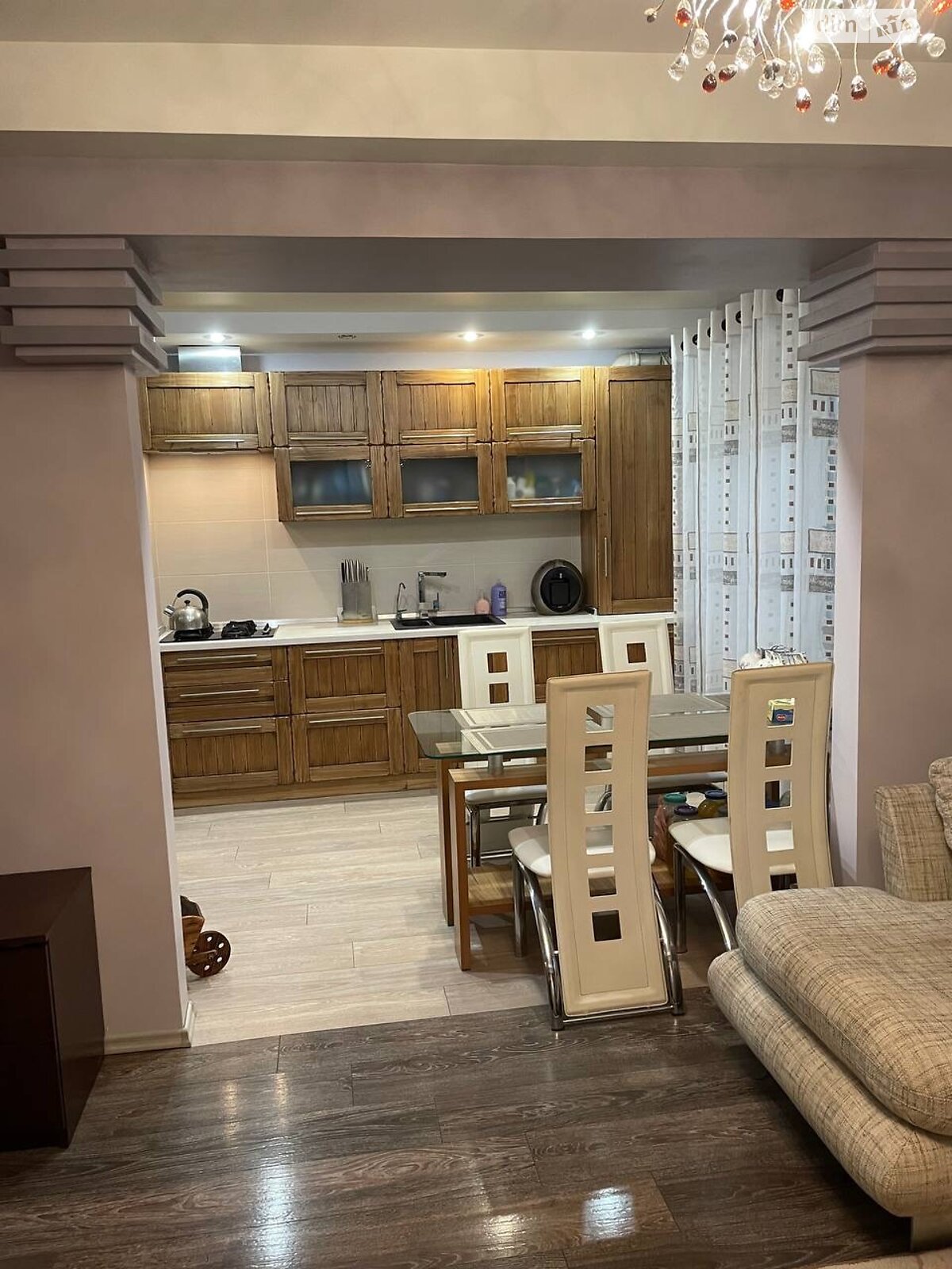 Продажа трехкомнатной квартиры в Днепре, на мас. Тополь-3 13 корпус 1, район Тополь-3 фото 1