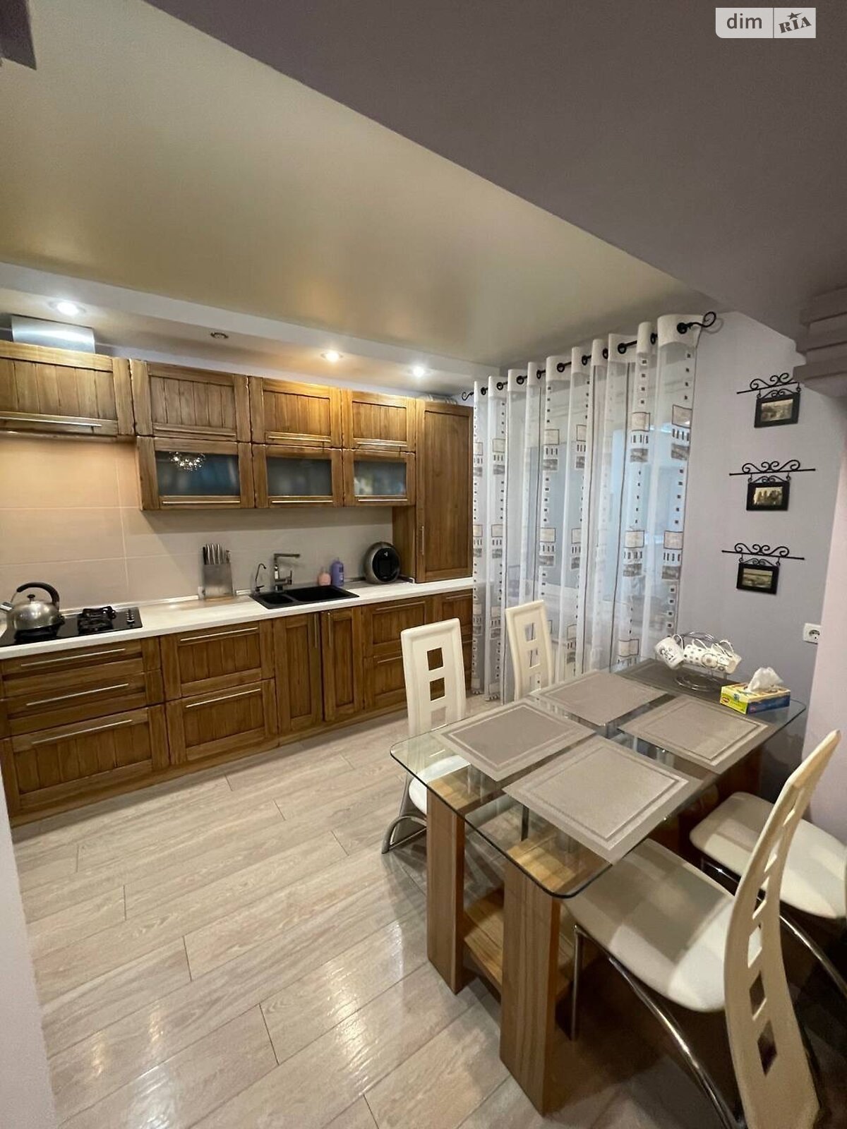 Продажа трехкомнатной квартиры в Днепре, на мас. Тополь-3 13 корпус 1, район Тополь-3 фото 1