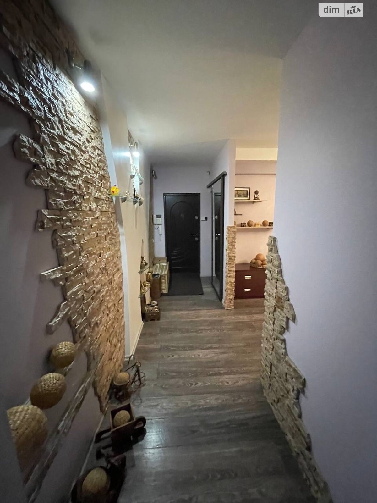 Продажа трехкомнатной квартиры в Днепре, на мас. Тополь-3 13 корпус 1, район Тополь-3 фото 1