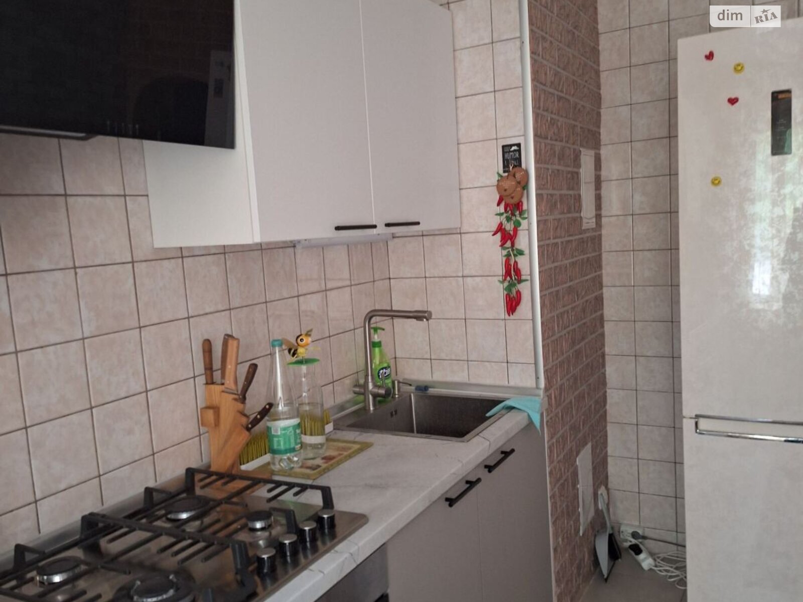 Продаж чотирикімнатної квартири в Дніпрі, на шосе Запорізьке 68, район Тополя-3 фото 1 Продаж чотирикімнатної квартири в Дніпрі, на шосе Запорізьке 68, район Тополя-3 фото 1
