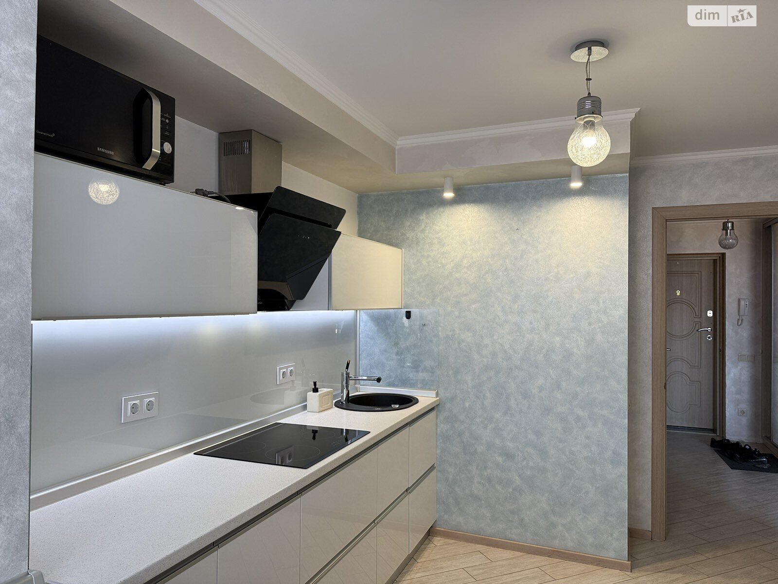 Продажа однокомнатной квартиры в Днепре, на шоссе Запорожское 66, район Тополь-3 фото 1 Продажа однокомнатной квартиры в Днепре, на шоссе Запорожское 66, район Тополь-3 фото 1