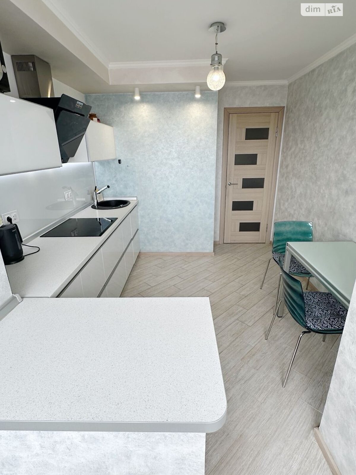 Продажа однокомнатной квартиры в Днепре, на шоссе Запорожское 66, район Тополь-3 фото 1 Продажа однокомнатной квартиры в Днепре, на шоссе Запорожское 66, район Тополь-3 фото 1