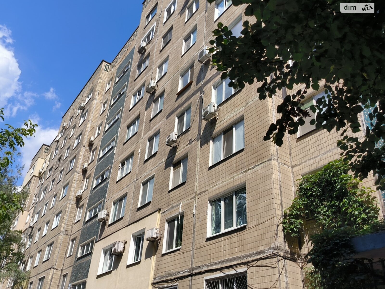 Продаж трикімнатної квартири в Дніпрі, на мас. Тополя-1 17, район Шевченківський фото 1 Продаж трикімнатної квартири в Дніпрі, на мас. Тополя-1 17, район Шевченківський фото 1