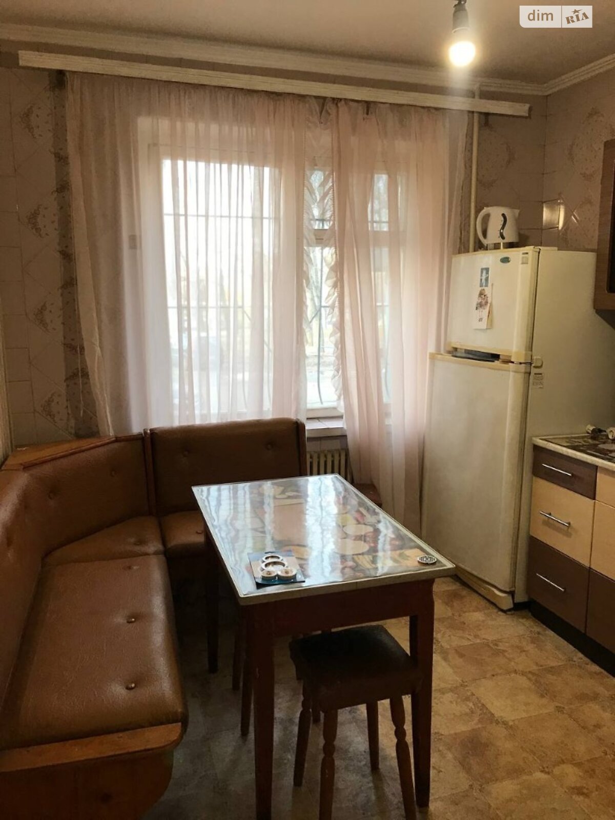 Продажа трехкомнатной квартиры в Днепре, на бул. Платонова 2, район Тополь-3 фото 1