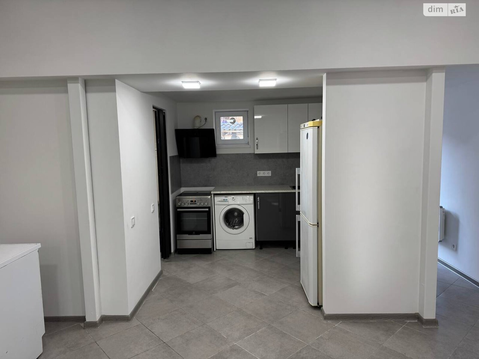 Продажа однокомнатной квартиры в Днепре, на пл. Троицкая 41, фото 1 Продажа однокомнатной квартиры в Днепре, на пл. Троицкая 41, фото 1
