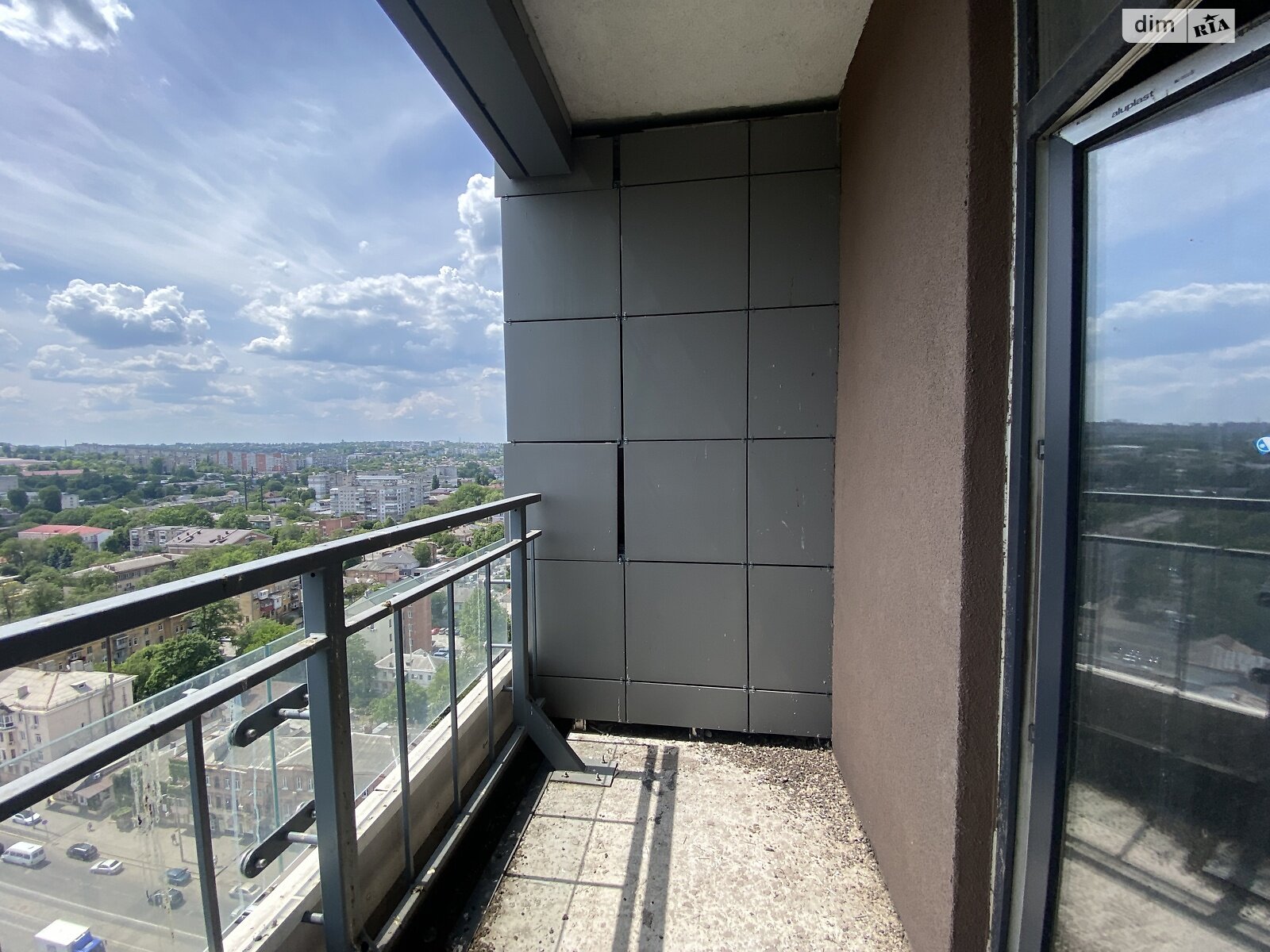 Продажа трехкомнатной квартиры в Днепре, на ул. Степана Бандеры 15, район Центр фото 1 Продажа трехкомнатной квартиры в Днепре, на ул. Степана Бандеры 15, район Центр фото 1