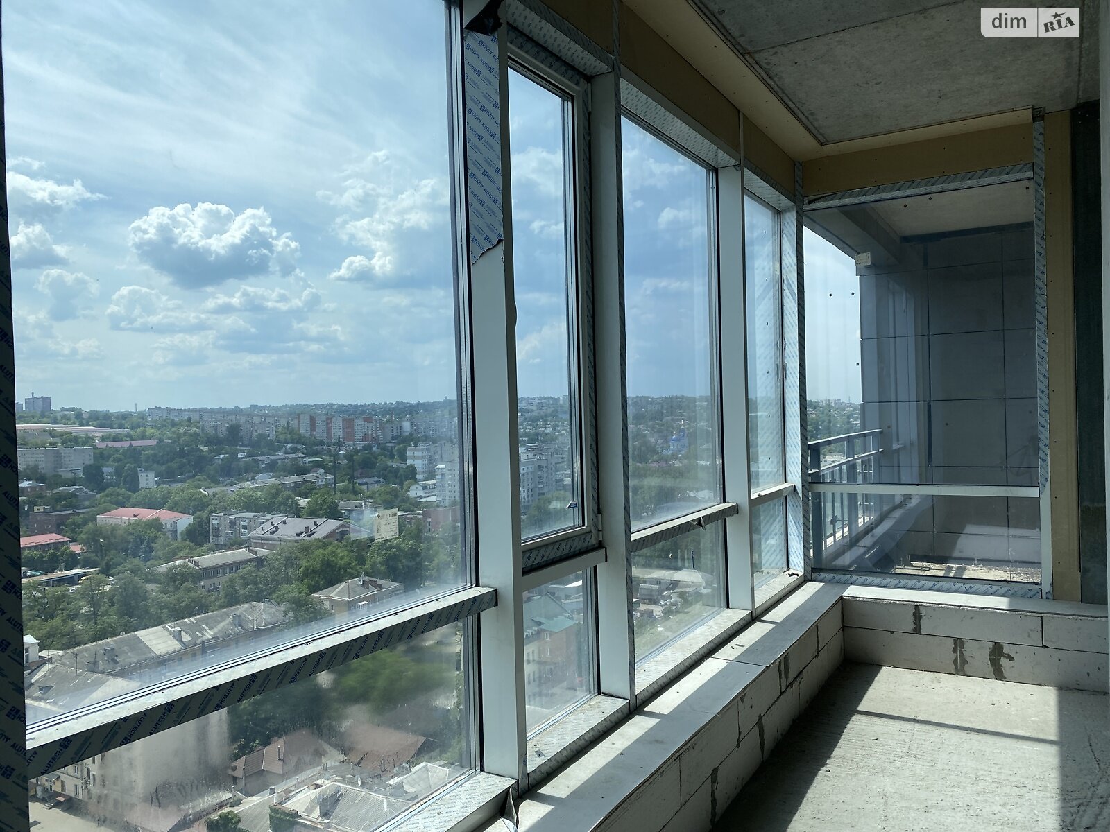 Продажа трехкомнатной квартиры в Днепре, на ул. Степана Бандеры 15, район Центр фото 1 Продажа трехкомнатной квартиры в Днепре, на ул. Степана Бандеры 15, район Центр фото 1