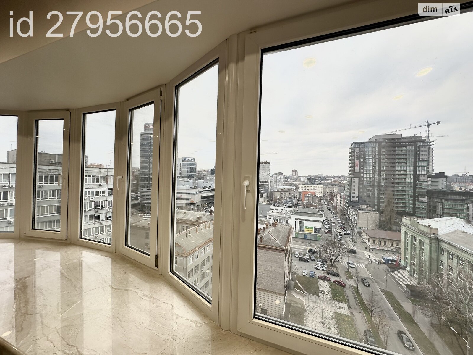 Продажа трехкомнатной квартиры в Днепре, на ул. Европейская 30, район Центр фото 1