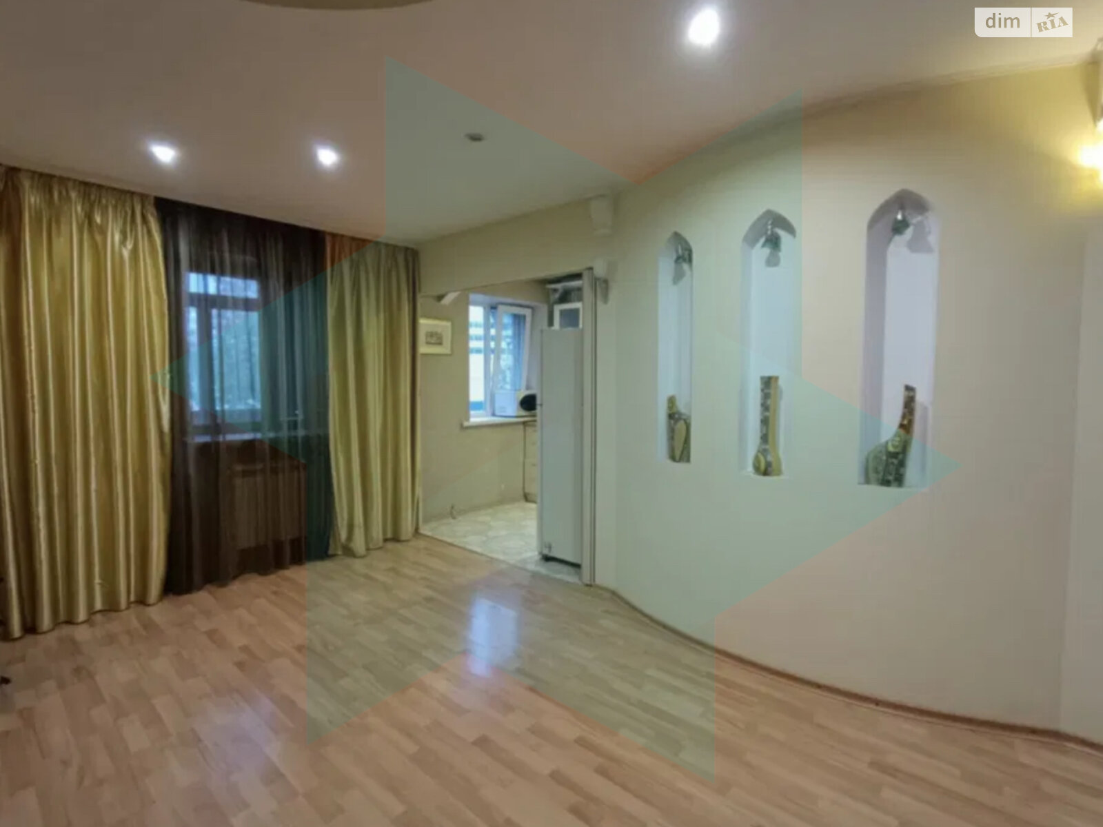 Продажа трехкомнатной квартиры в Днепре, на ул. Европейская 13А, район Центр фото 1 Продажа трехкомнатной квартиры в Днепре, на ул. Европейская 13А, район Центр фото 1