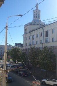 Продаж чотирикімнатної квартири в Дніпрі, на вул. Лазаря Глоби 4, район Центр фото 2