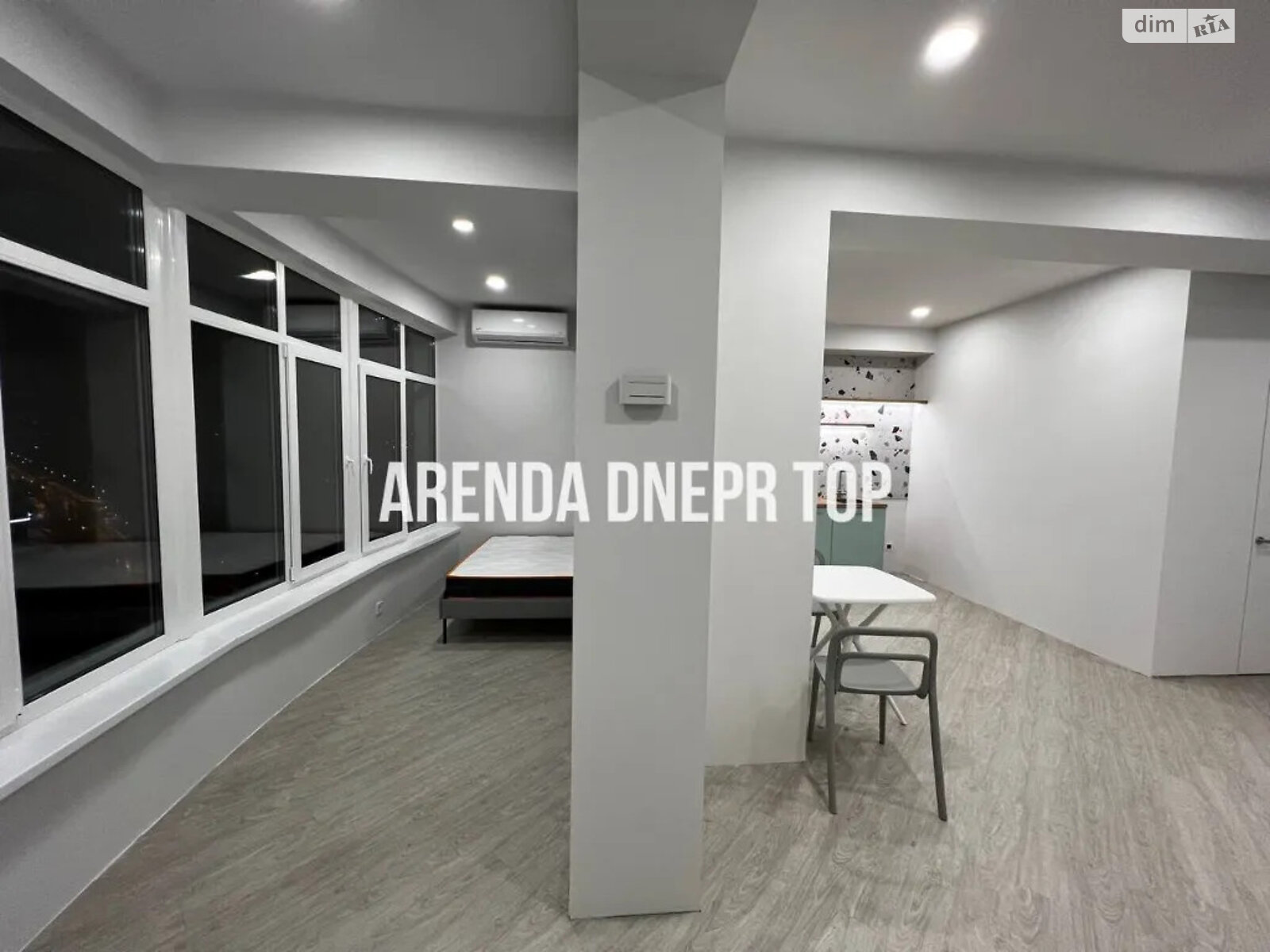 Продажа однокомнатной квартиры в Днепре, на ул. Исполкомовская 24Б, район Центр фото 1