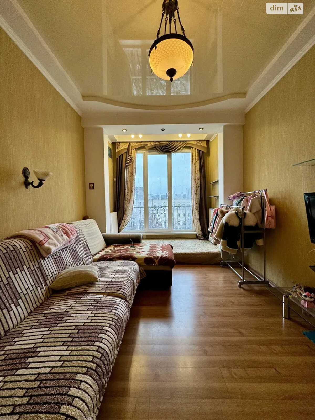 Продажа двухкомнатной квартиры в Днепре, на просп. Яворницкого Дмитрия 83, район Центр фото 1 Продажа двухкомнатной квартиры в Днепре, на просп. Яворницкого Дмитрия 83, район Центр фото 1