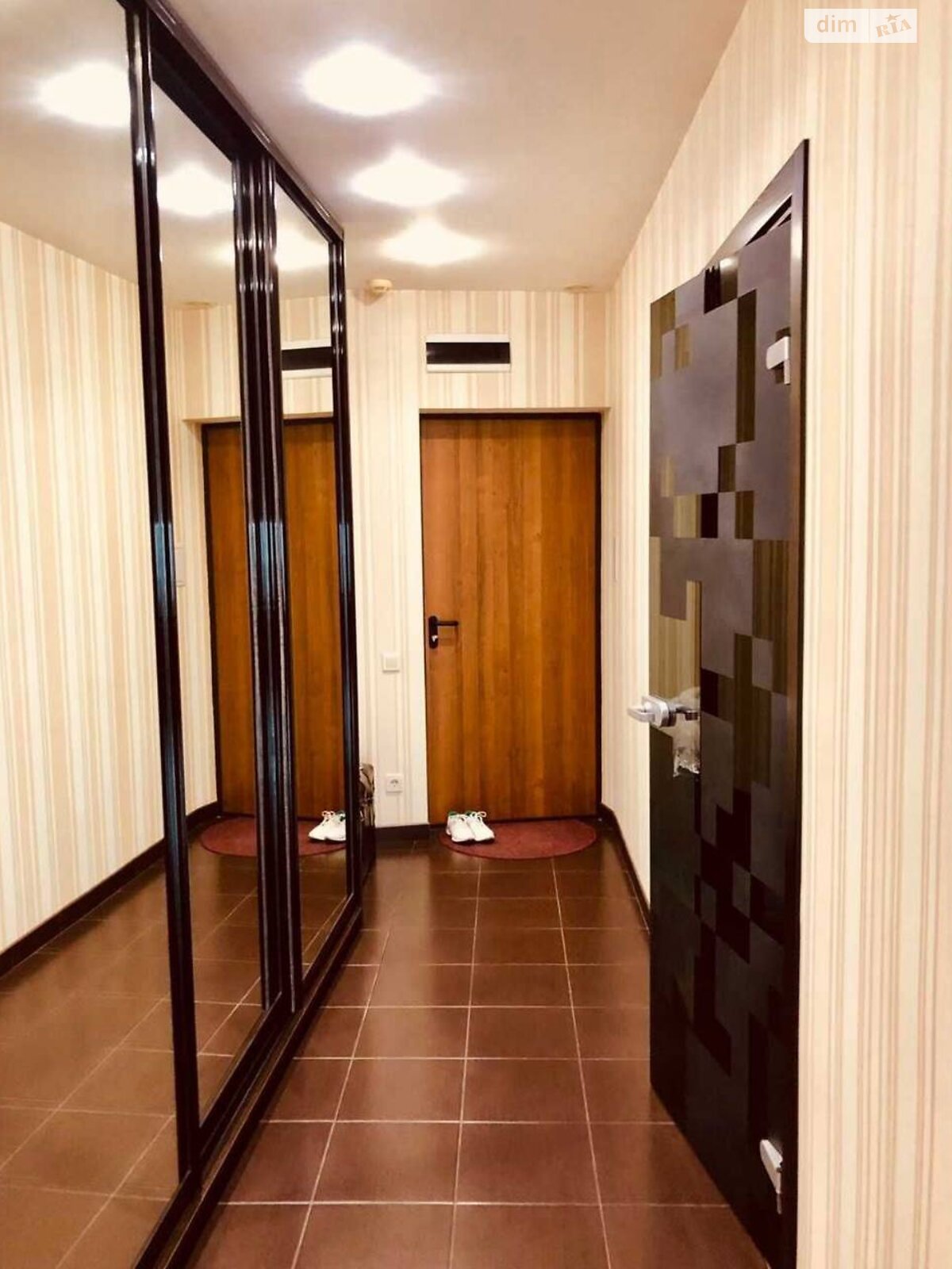 Продажа двухкомнатной квартиры в Днепре, на ул. Королевы Елизаветы II 2, район Центр фото 1 Продажа двухкомнатной квартиры в Днепре, на ул. Королевы Елизаветы II 2, район Центр фото 1