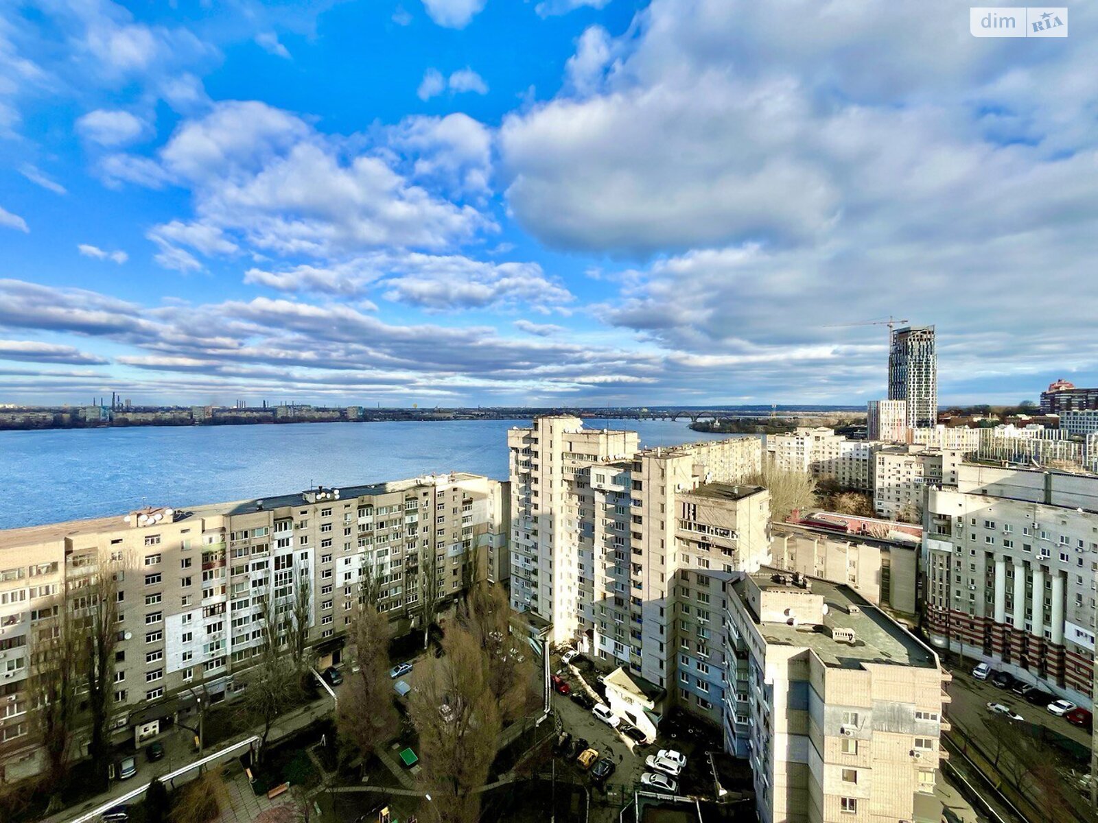 Продажа трехкомнатной квартиры в Днепре, на спуск Крутогорный 28, район Центр фото 1