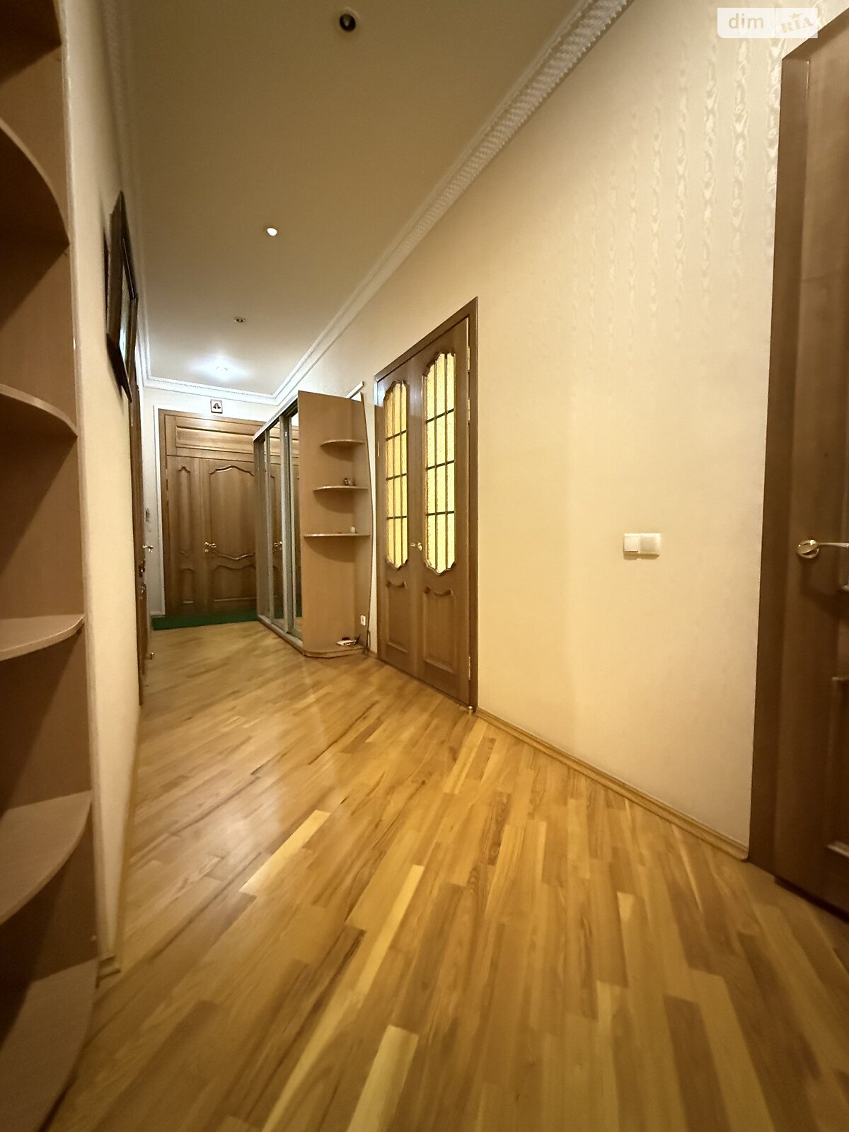Продажа трехкомнатной квартиры в Днепре, на ул. Лазаря Глобы 13, кв. 5, район Центр фото 1 Продажа трехкомнатной квартиры в Днепре, на ул. Лазаря Глобы 13, кв. 5, район Центр фото 1