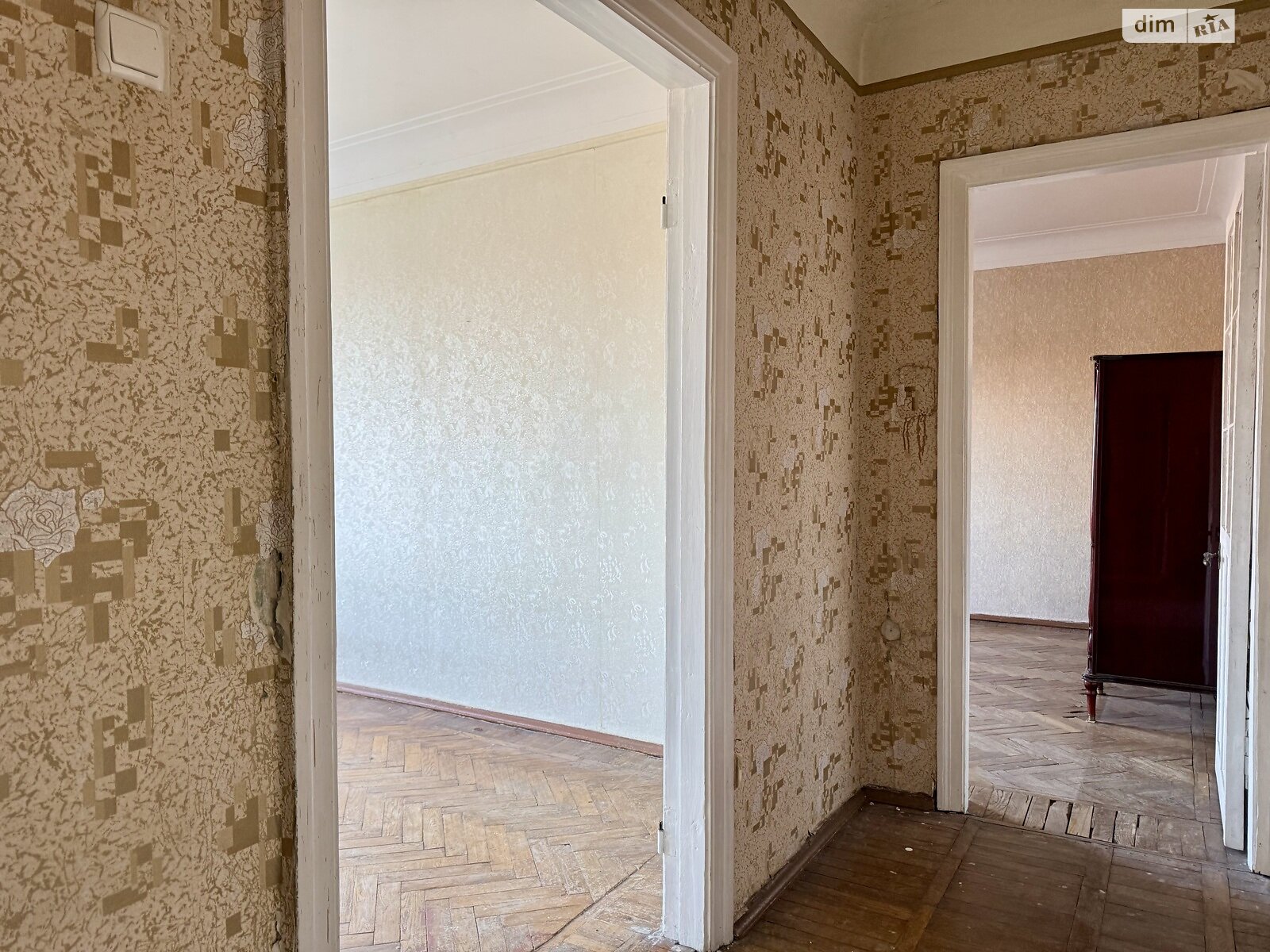 Продажа двухкомнатной квартиры в Днепре, на ул. Сичеславская Набережная 27, район Центр фото 1