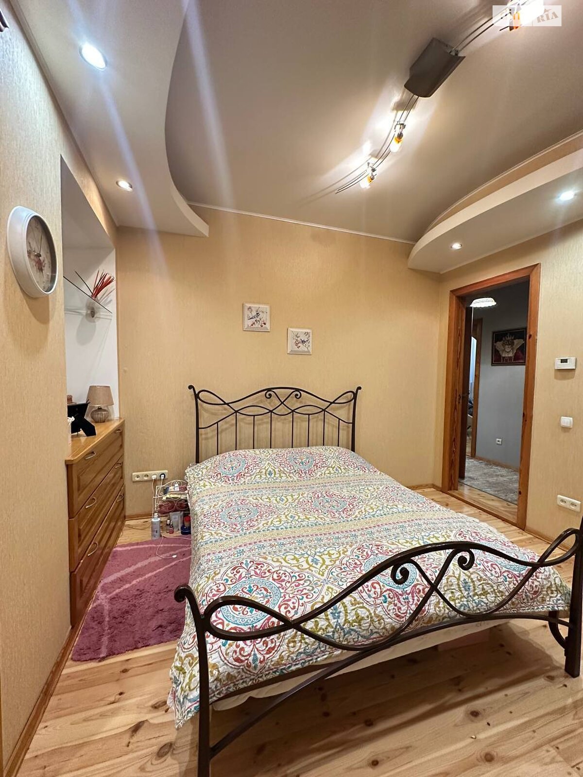 Продажа трехкомнатной квартиры в Днепре, на ул. Святослава Храброго 42, район Центр фото 1