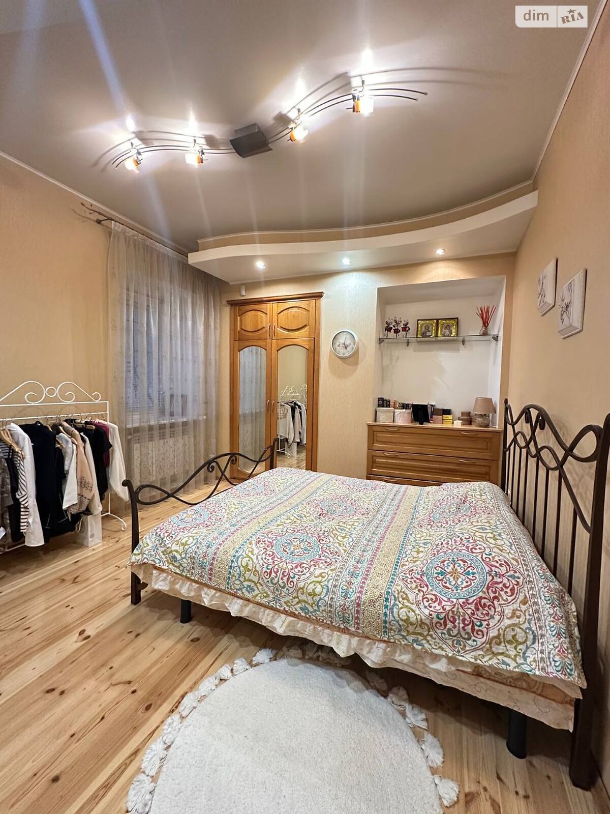 Продажа трехкомнатной квартиры в Днепре, на ул. Святослава Храброго 42, район Центр фото 1