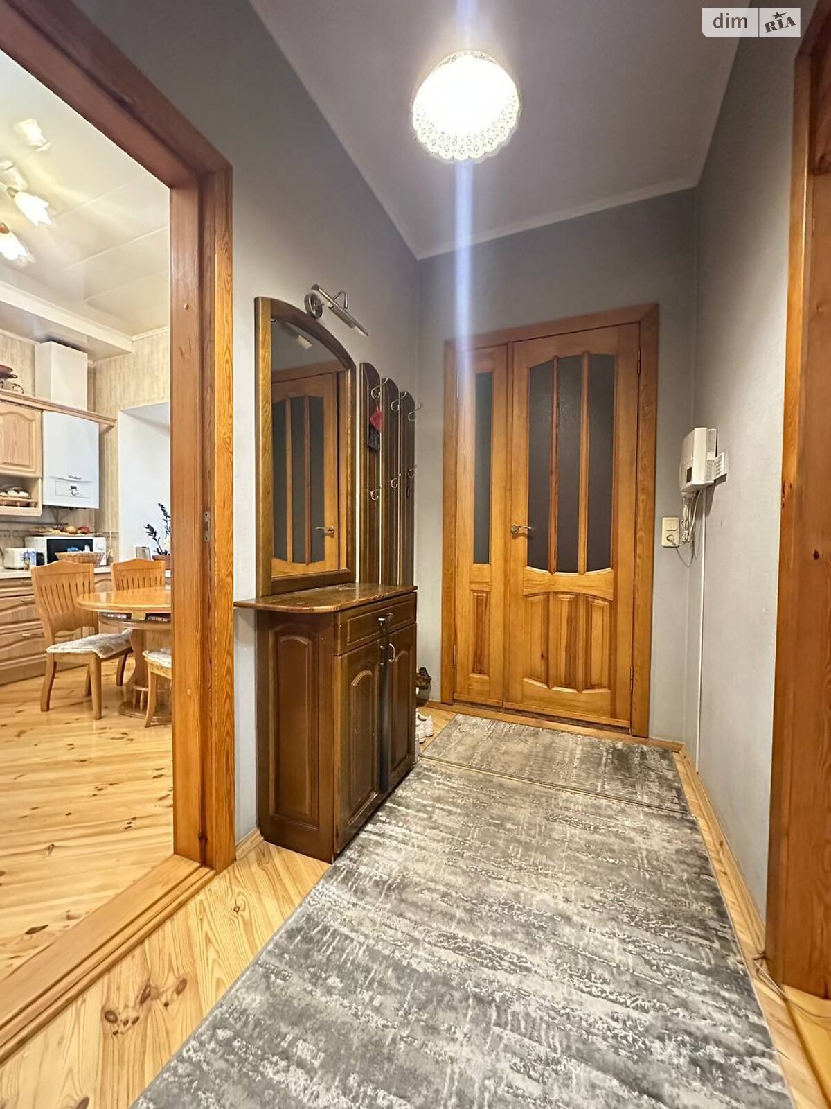 Продажа трехкомнатной квартиры в Днепре, на ул. Святослава Храброго 42, район Центр фото 1