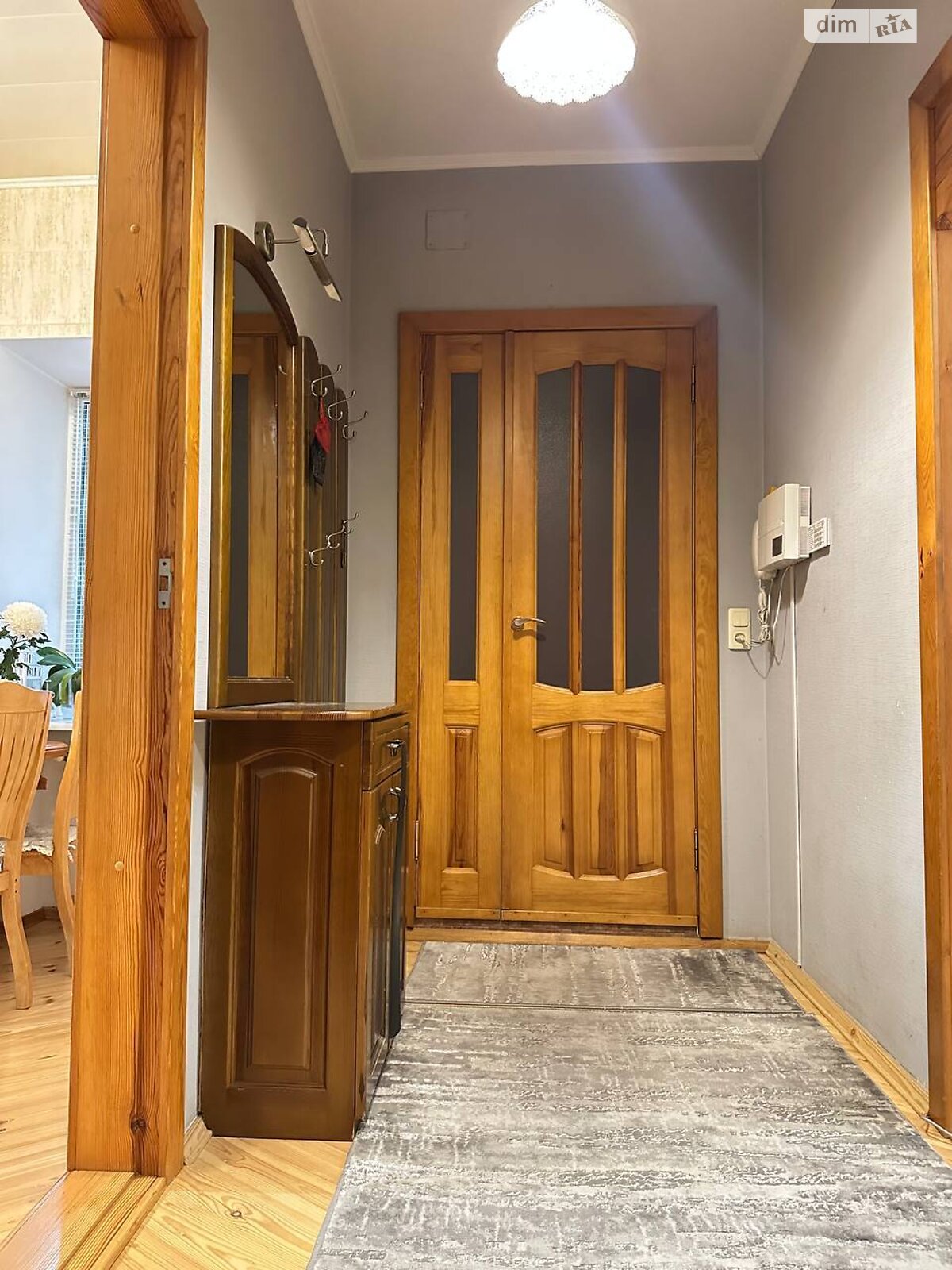 Продажа трехкомнатной квартиры в Днепре, на ул. Святослава Храброго 42, район Центр фото 1