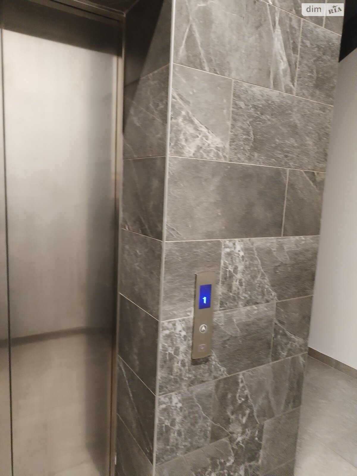 Продажа двухкомнатной квартиры в Днепре, на ул. Троицкая, район Центр фото 1