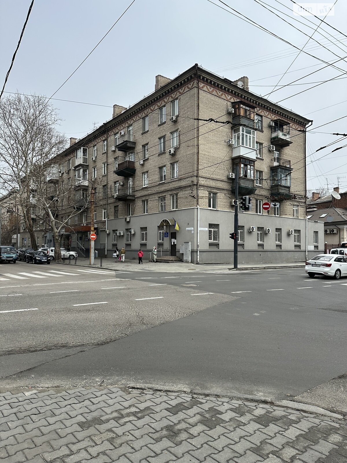 Продажа двухкомнатной квартиры в Днепре, на ул. Владимира Мономаха 10, район Центр фото 1 Продажа двухкомнатной квартиры в Днепре, на ул. Владимира Мономаха 10, район Центр фото 1