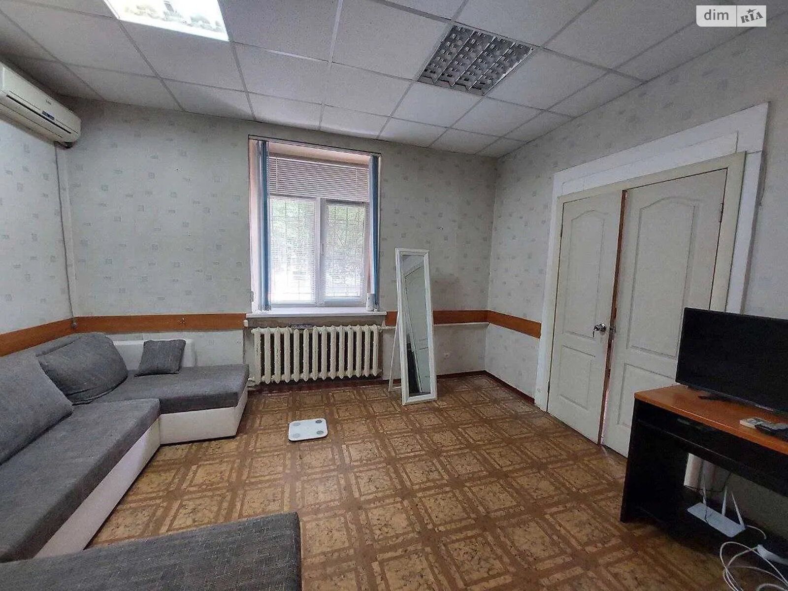 Продажа двухкомнатной квартиры в Днепре, на ул. Владимира Мономаха, район Центр фото 1 Продажа двухкомнатной квартиры в Днепре, на ул. Владимира Мономаха, район Центр фото 1