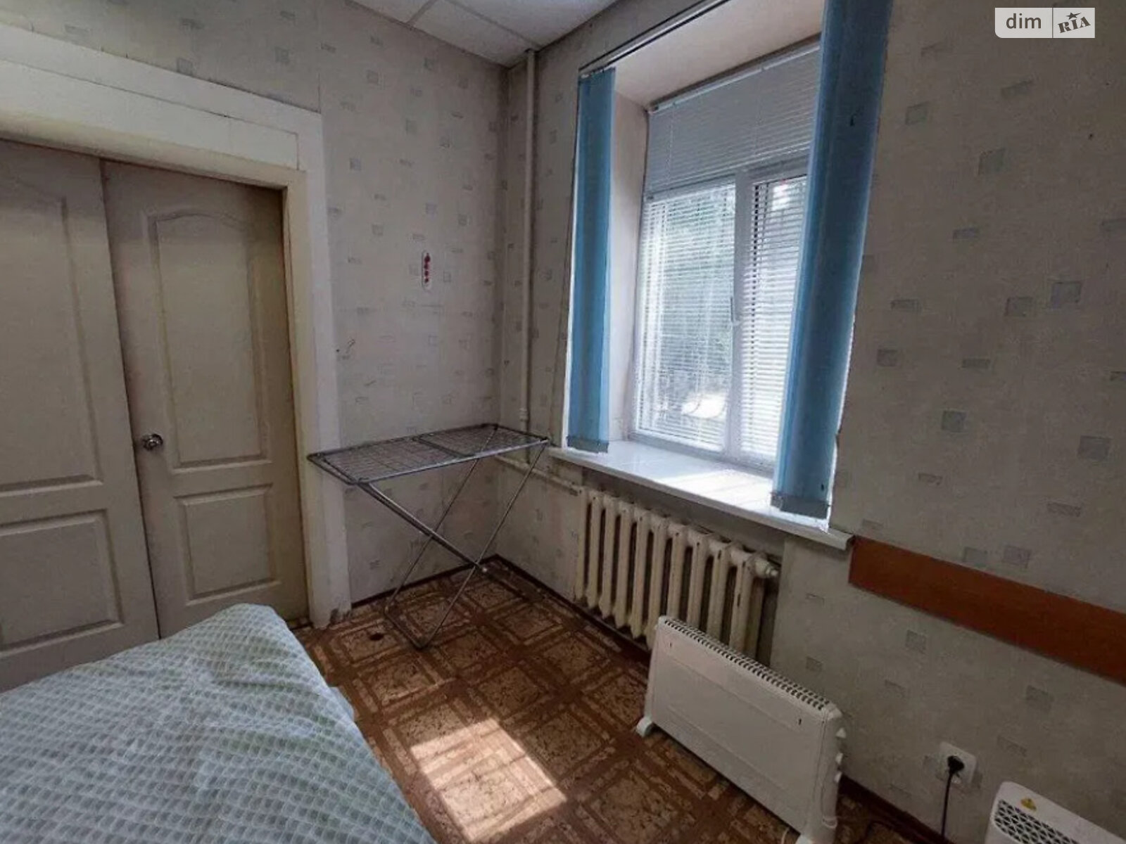 Продаж двокімнатної квартири в Дніпрі, на вул. Володимира Мономаха 10, район Центр фото 1 Продаж двокімнатної квартири в Дніпрі, на вул. Володимира Мономаха 10, район Центр фото 1