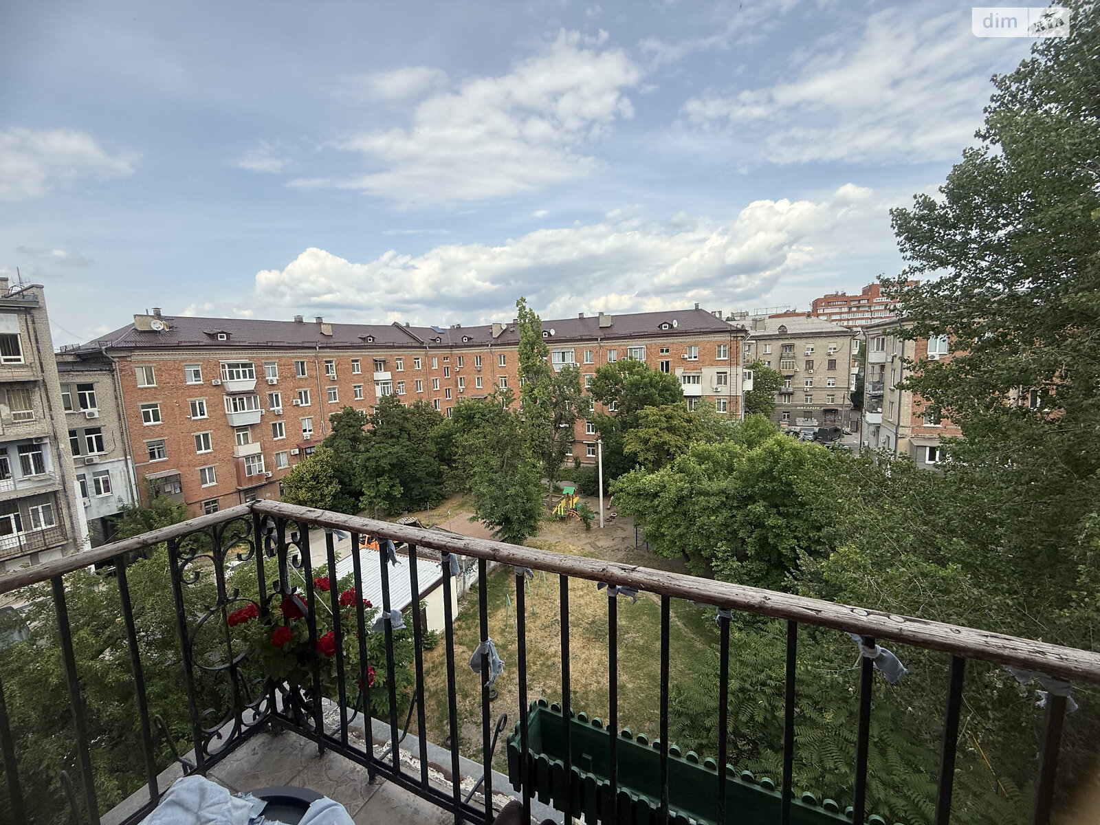 Продажа однокомнатной квартиры в Днепре, на ул. Владимира Мономаха 29А, район Центр фото 1 Продажа однокомнатной квартиры в Днепре, на ул. Владимира Мономаха 29А, район Центр фото 1