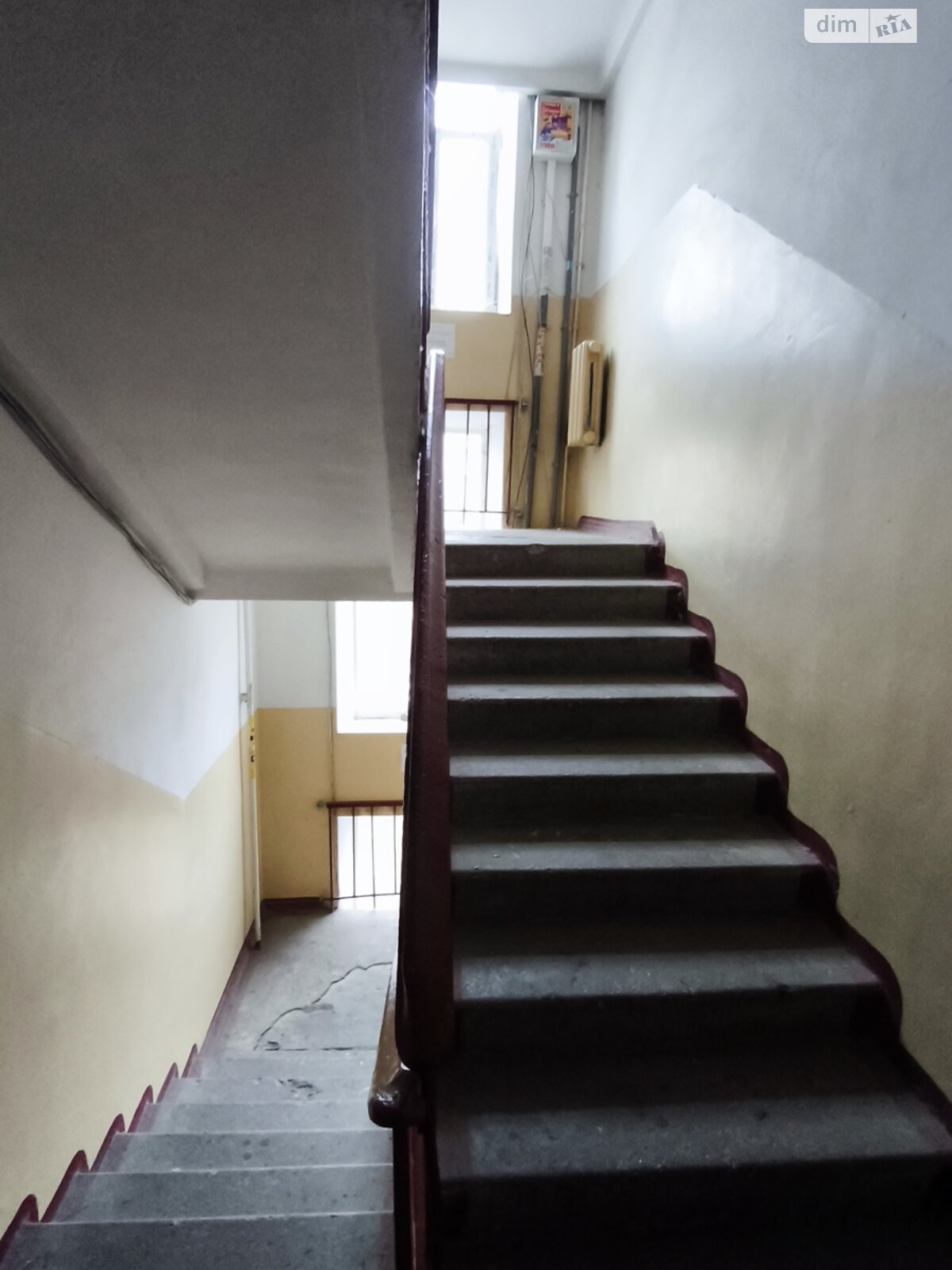 Продажа однокомнатной квартиры в Днепре, на ул. Владимира Мономаха 27, район Центр фото 1 Продажа однокомнатной квартиры в Днепре, на ул. Владимира Мономаха 27, район Центр фото 1