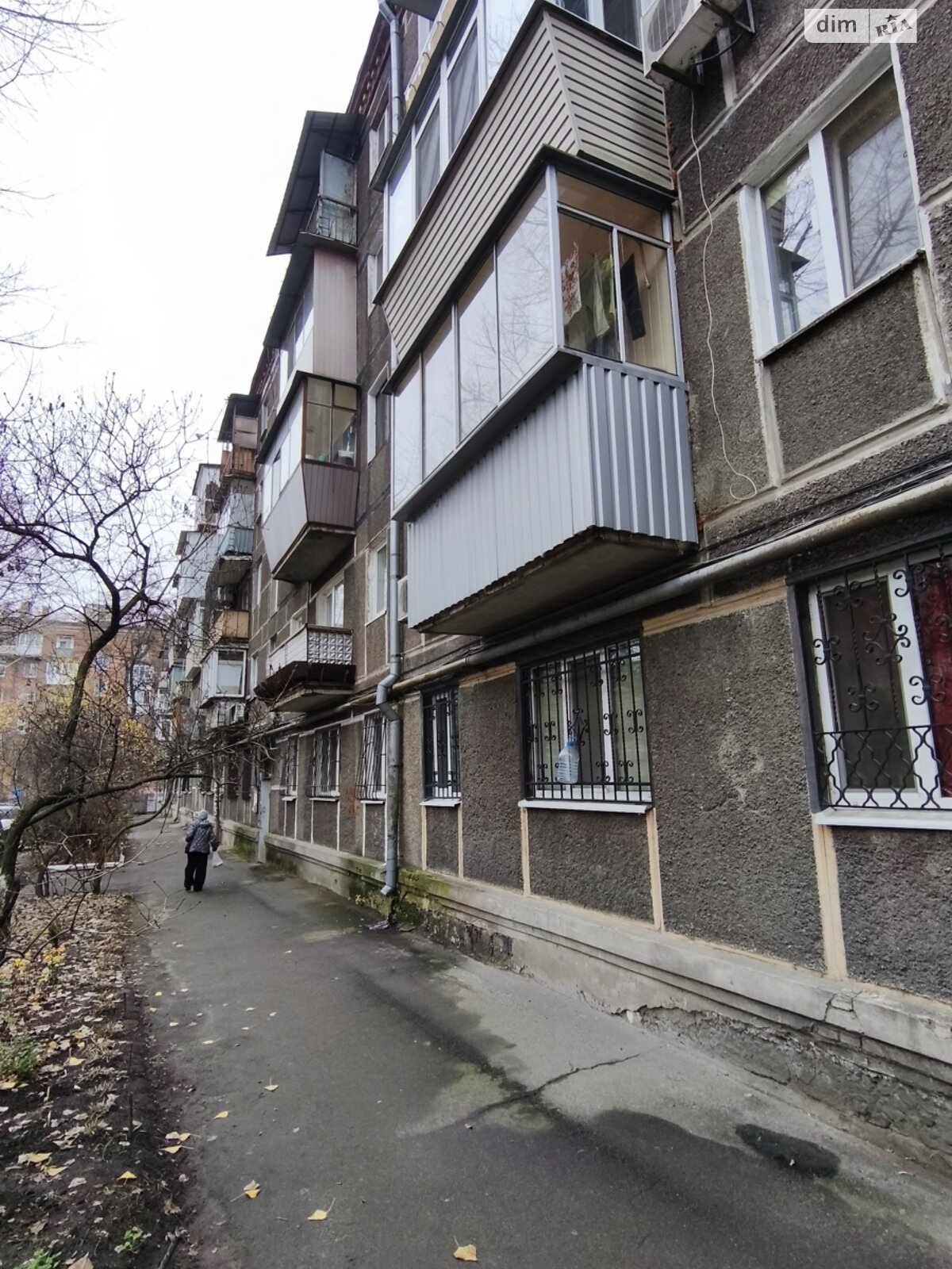 Продажа однокомнатной квартиры в Днепре, на ул. Владимира Мономаха 27, район Центр фото 1 Продажа однокомнатной квартиры в Днепре, на ул. Владимира Мономаха 27, район Центр фото 1