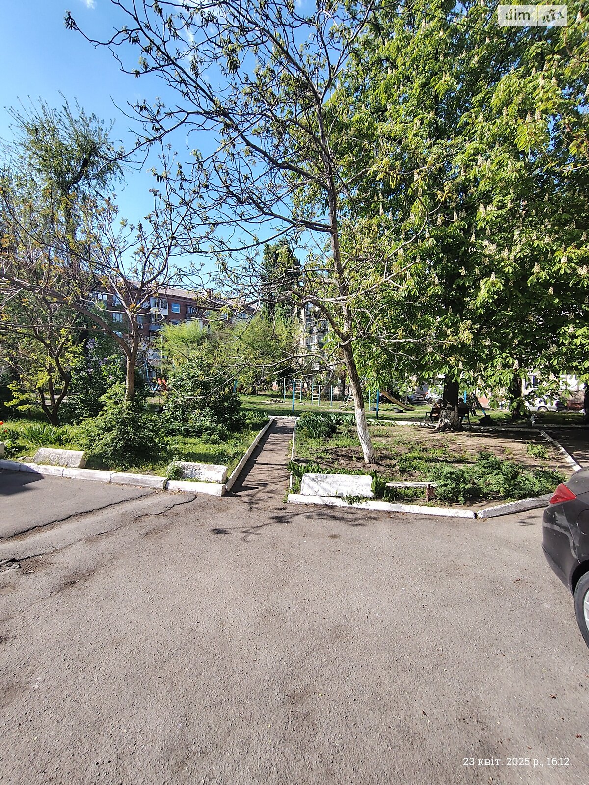 Продаж трикімнатної квартири в Дніпрі, на вул. Володимира Великого князя 15Б, район Центр фото 1 Продаж трикімнатної квартири в Дніпрі, на вул. Володимира Великого князя 15Б, район Центр фото 1