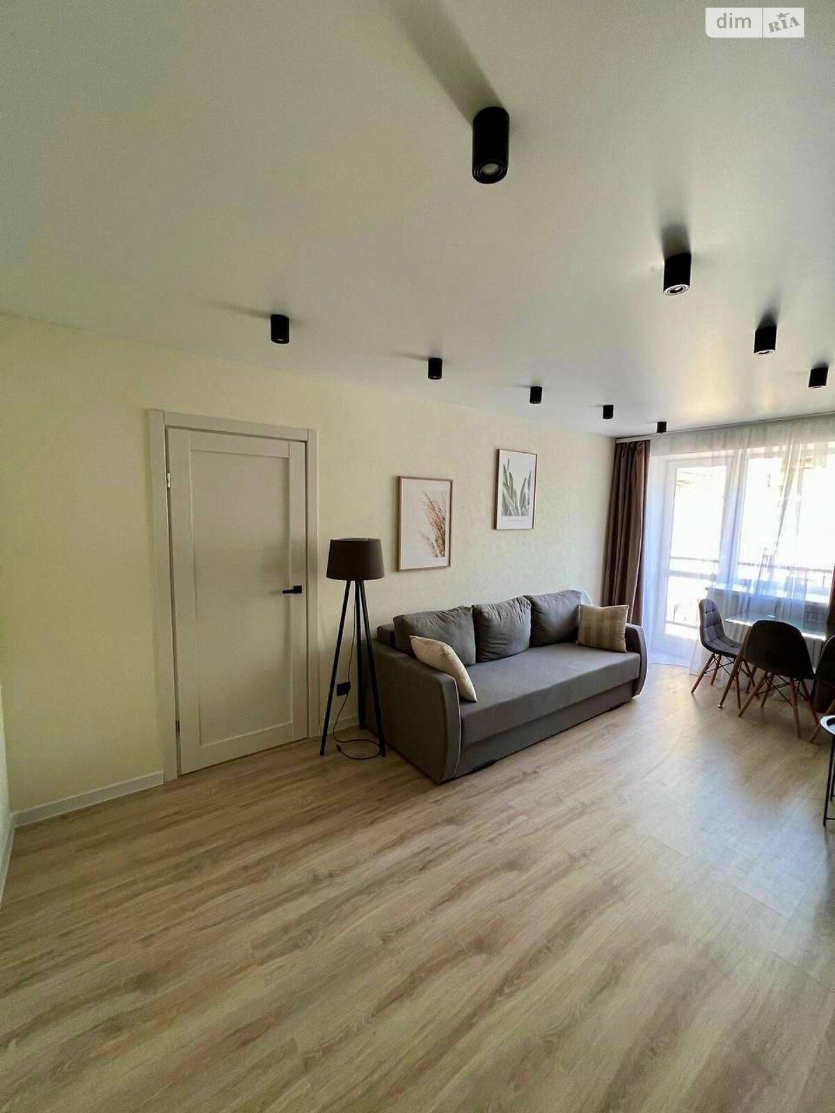 Продаж двокімнатної квартири в Дніпрі, на вул. Володимира Великого князя 12А, район Центр фото 1 Продаж двокімнатної квартири в Дніпрі, на вул. Володимира Великого князя 12А, район Центр фото 1