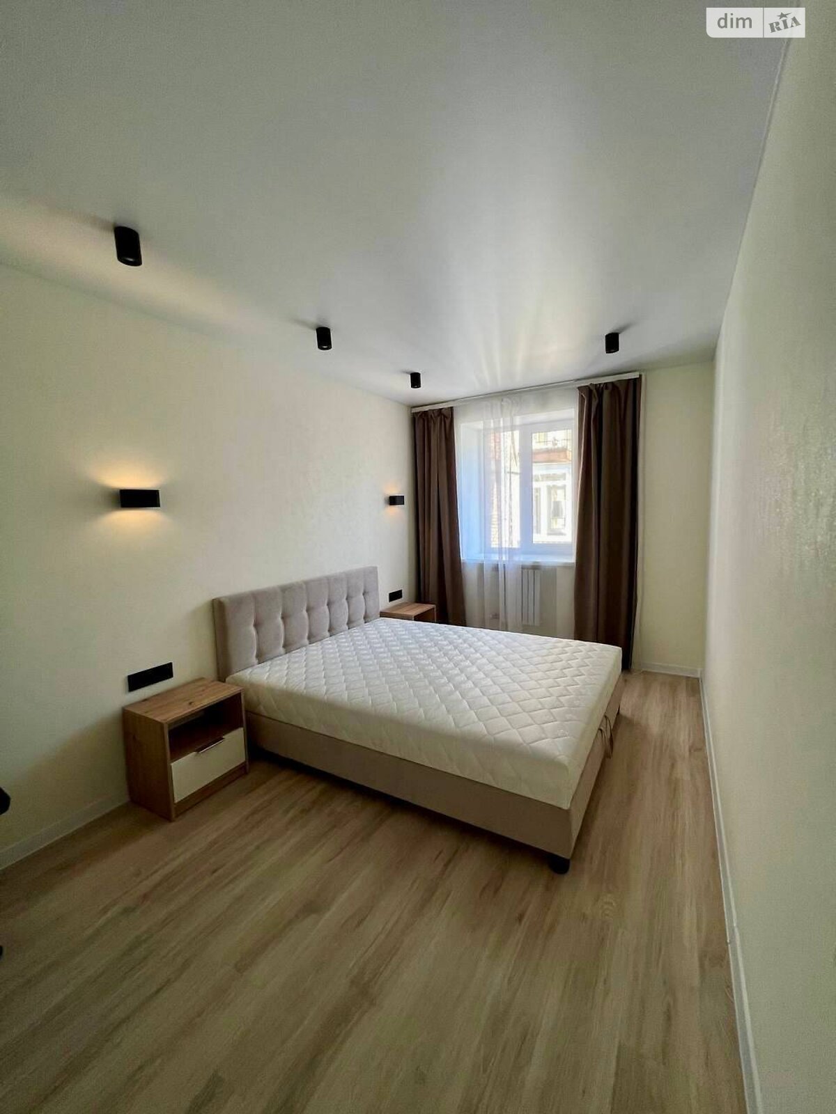 Продаж двокімнатної квартири в Дніпрі, на вул. Володимира Великого князя 12А, район Центр фото 1 Продаж двокімнатної квартири в Дніпрі, на вул. Володимира Великого князя 12А, район Центр фото 1