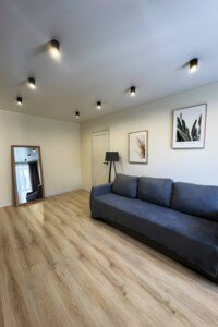 Продажа двухкомнатной квартиры в Днепре, на ул. Владимира Великого князя 12А, район Центр фото 2