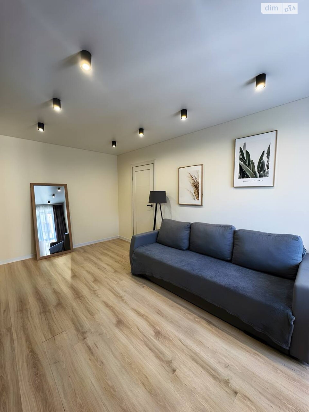 Продажа двухкомнатной квартиры в Днепре, на ул. Владимира Великого князя 12А, район Центр фото 1