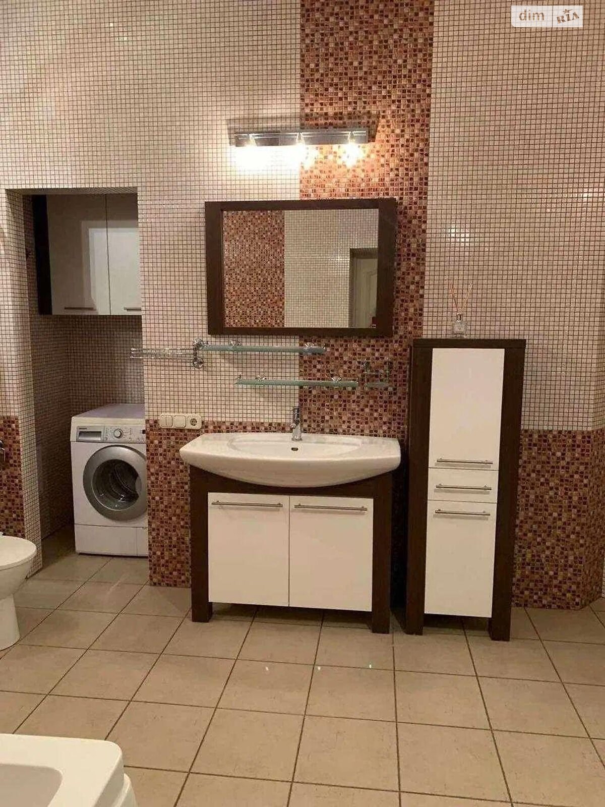 Продажа четырехкомнатной квартиры в Днепре, на ул. Воскресенская 27, район Центр фото 1 Продажа четырехкомнатной квартиры в Днепре, на ул. Воскресенская 27, район Центр фото 1