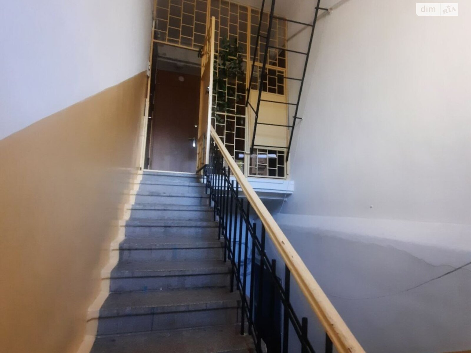 Продажа двухкомнатной квартиры в Днепре, на ул. Воскресенская 27, район Центр фото 1