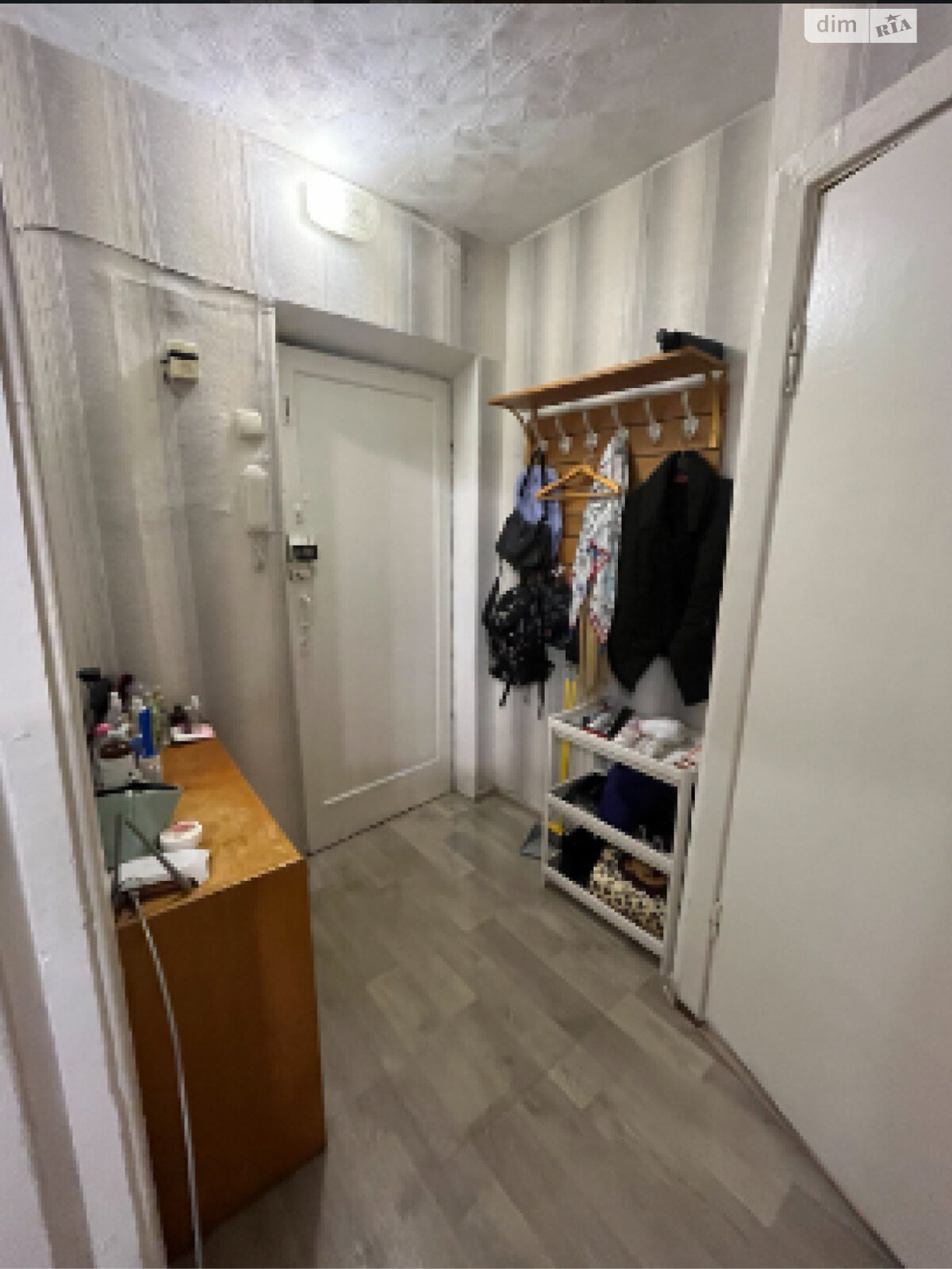 Продаж однокімнатної квартири в Дніпрі, на вул. Леоніда Стромцова 1, район Центральний фото 1