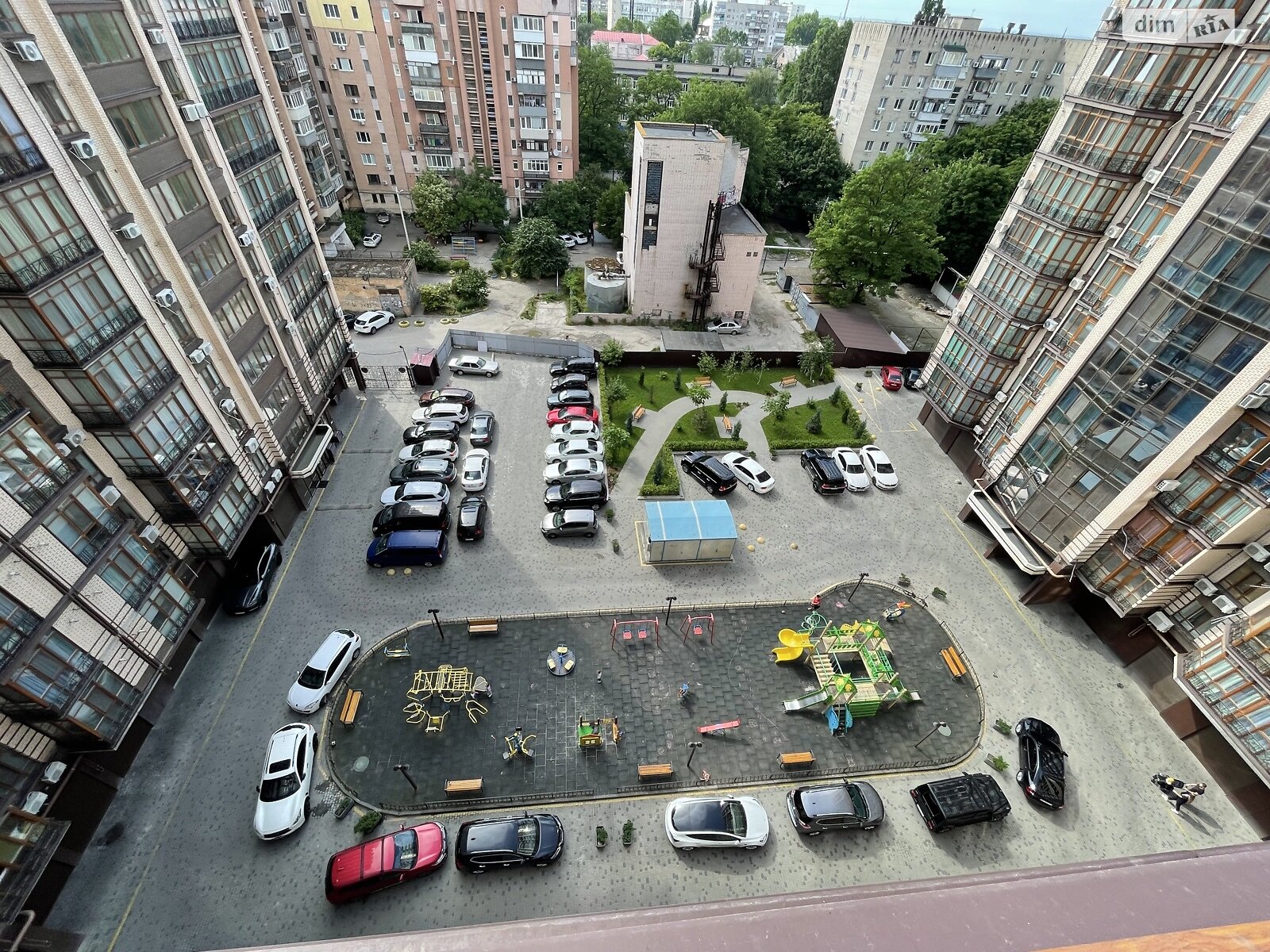Продаж двокімнатної квартири в Дніпрі, на вул. Антоновича Володимира 36А, район Центральний фото 1