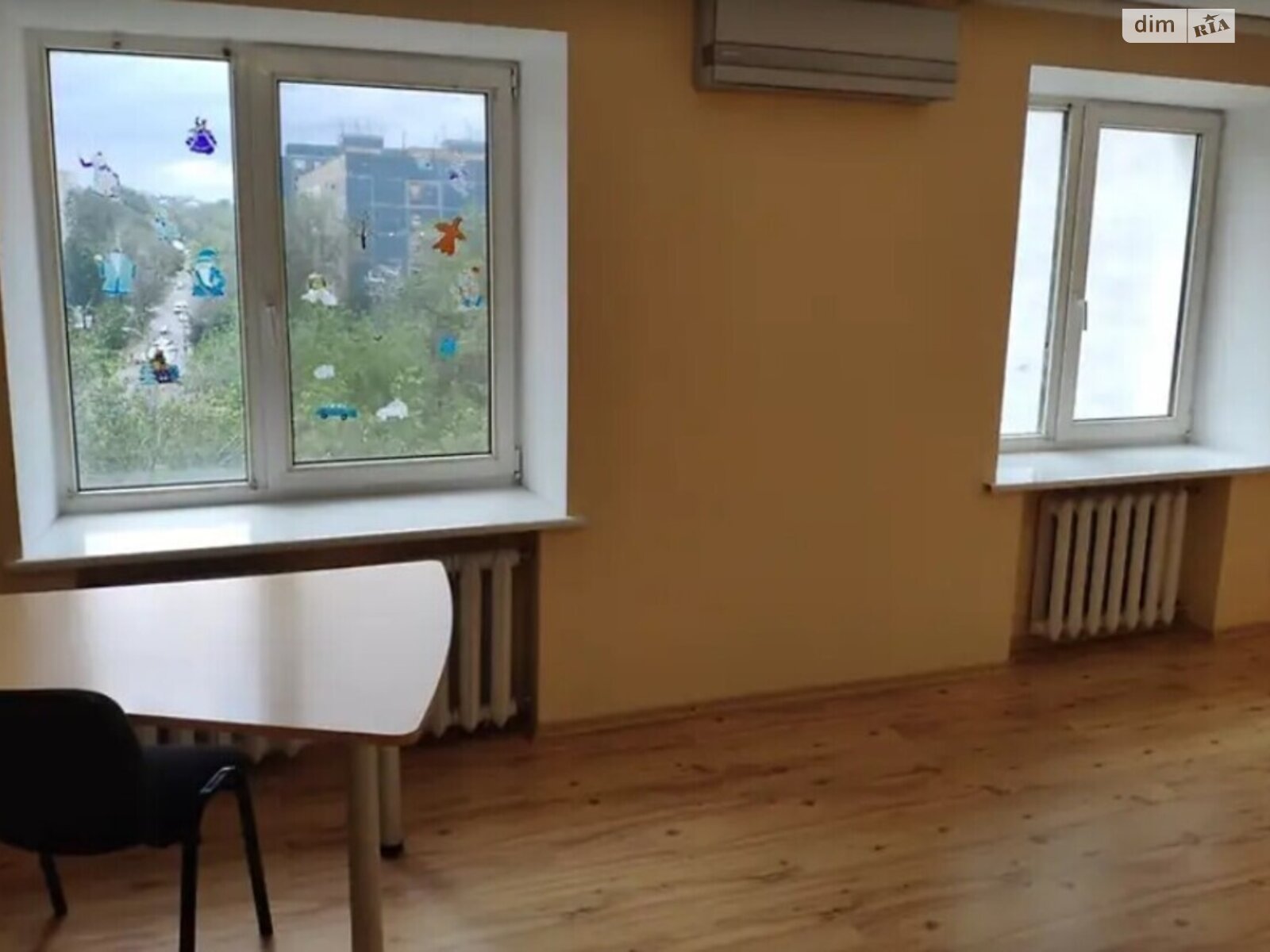 Продажа трехкомнатной квартиры в Днепре, на ул. Антоновича Владимира 4, район Центральный фото 1
