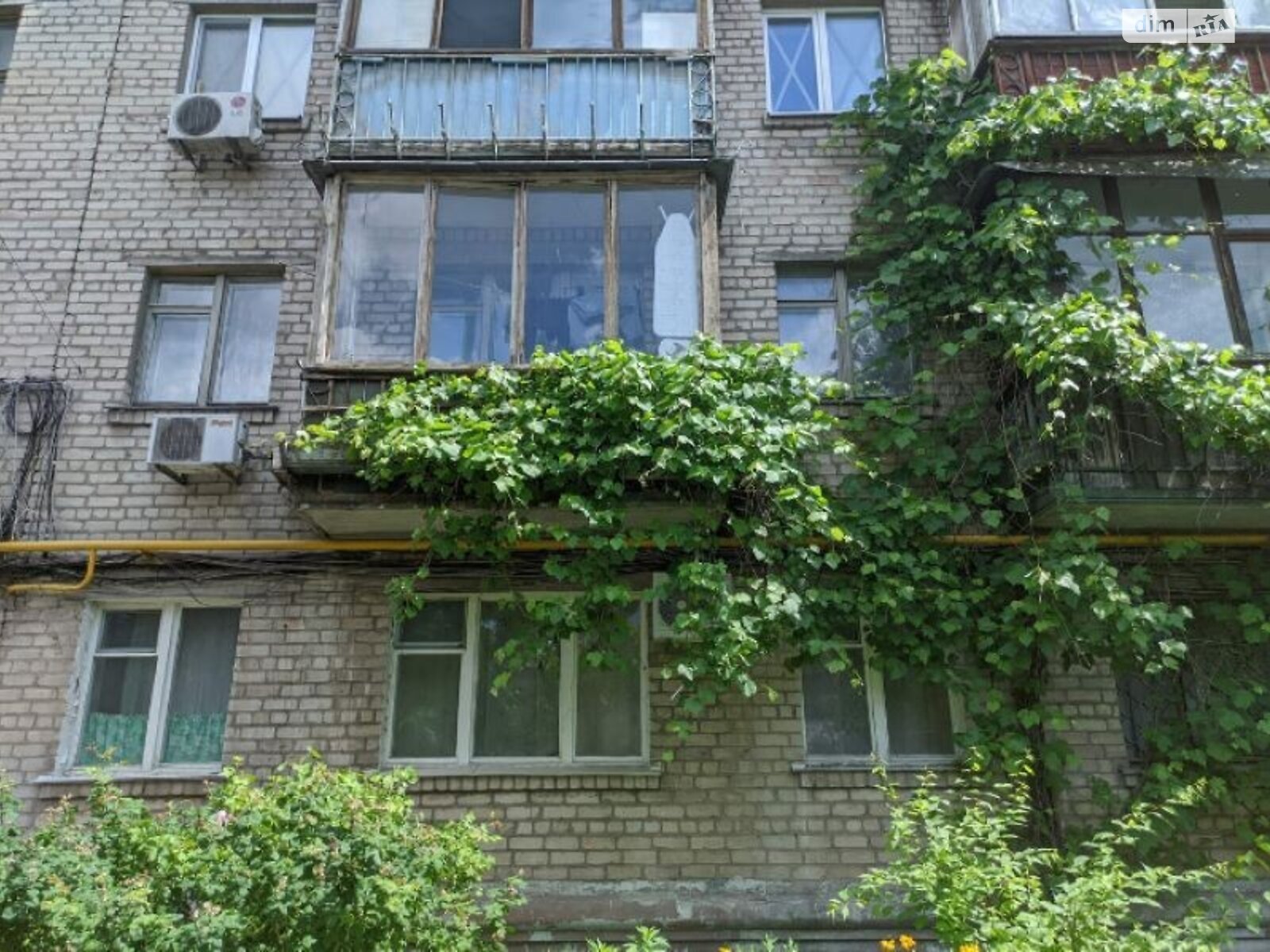 Продажа трехкомнатной квартиры в Днепре, на ул. Чапленка Василия 29, район Центральный фото 1