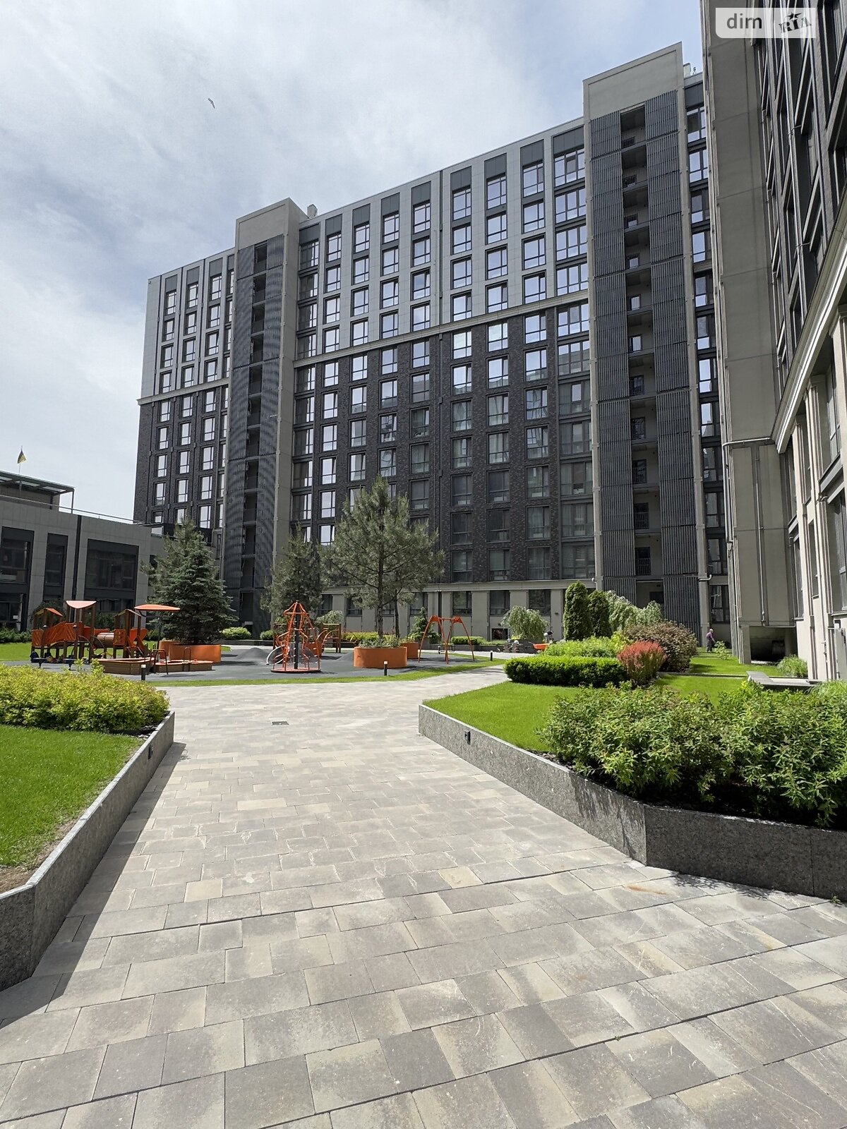 Продаж трикімнатної квартири в Дніпрі, на вул. Короленка 22А, район Центральний Пагорб фото 1 Продаж трикімнатної квартири в Дніпрі, на вул. Короленка 22А, район Центральний Пагорб фото 1