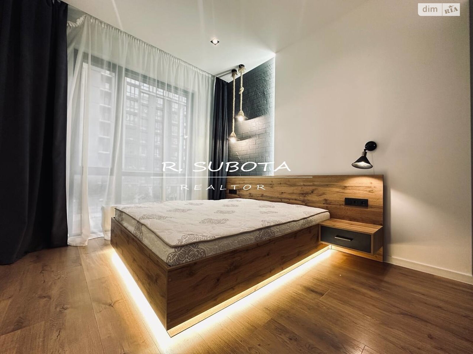 Продажа однокомнатной квартиры в Днепре, на ул. Костомаровская 1А корпус 2, район Центральный Холм фото 1